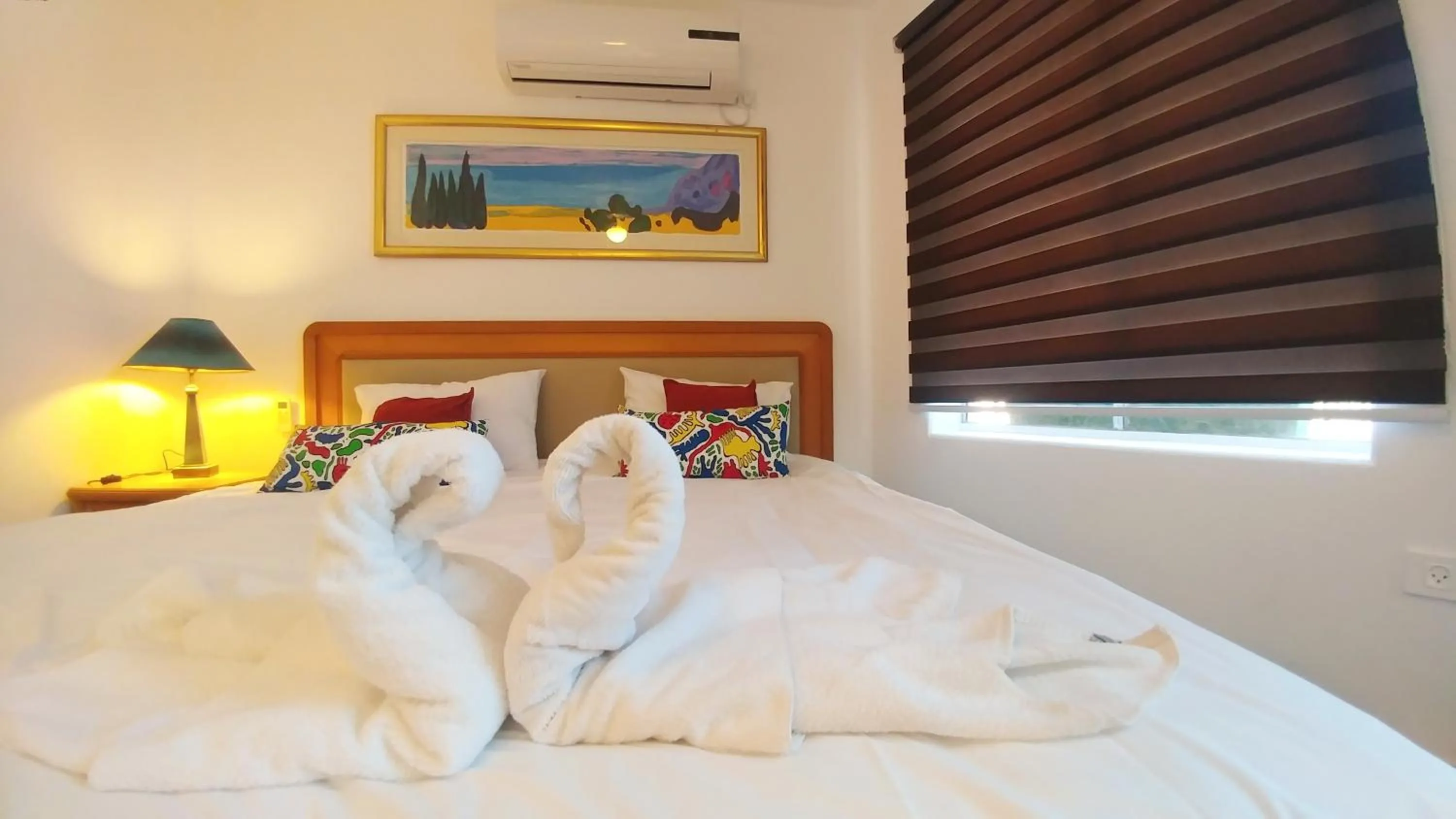 Decorative detail, Bed in City Suites