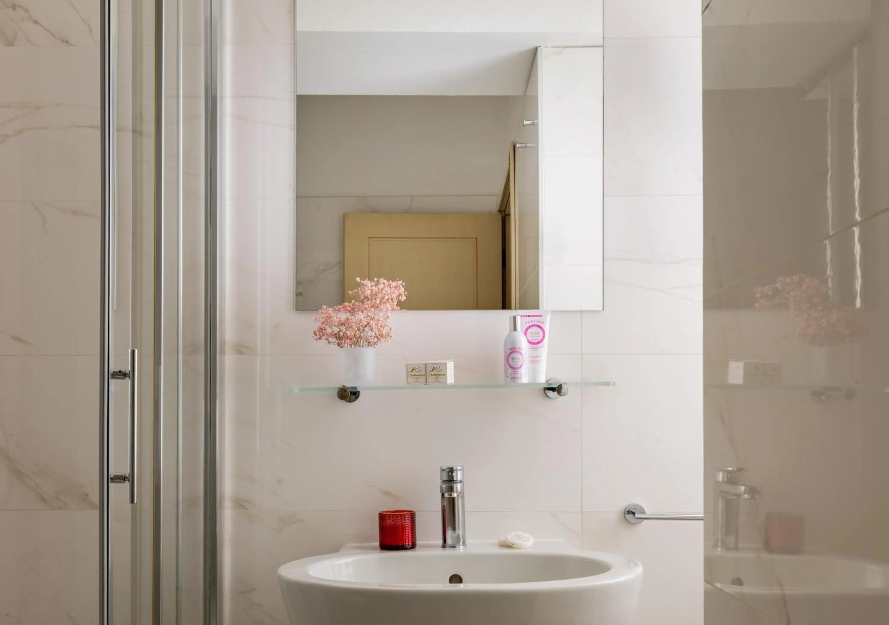 Bathroom in Hotel La Residenza