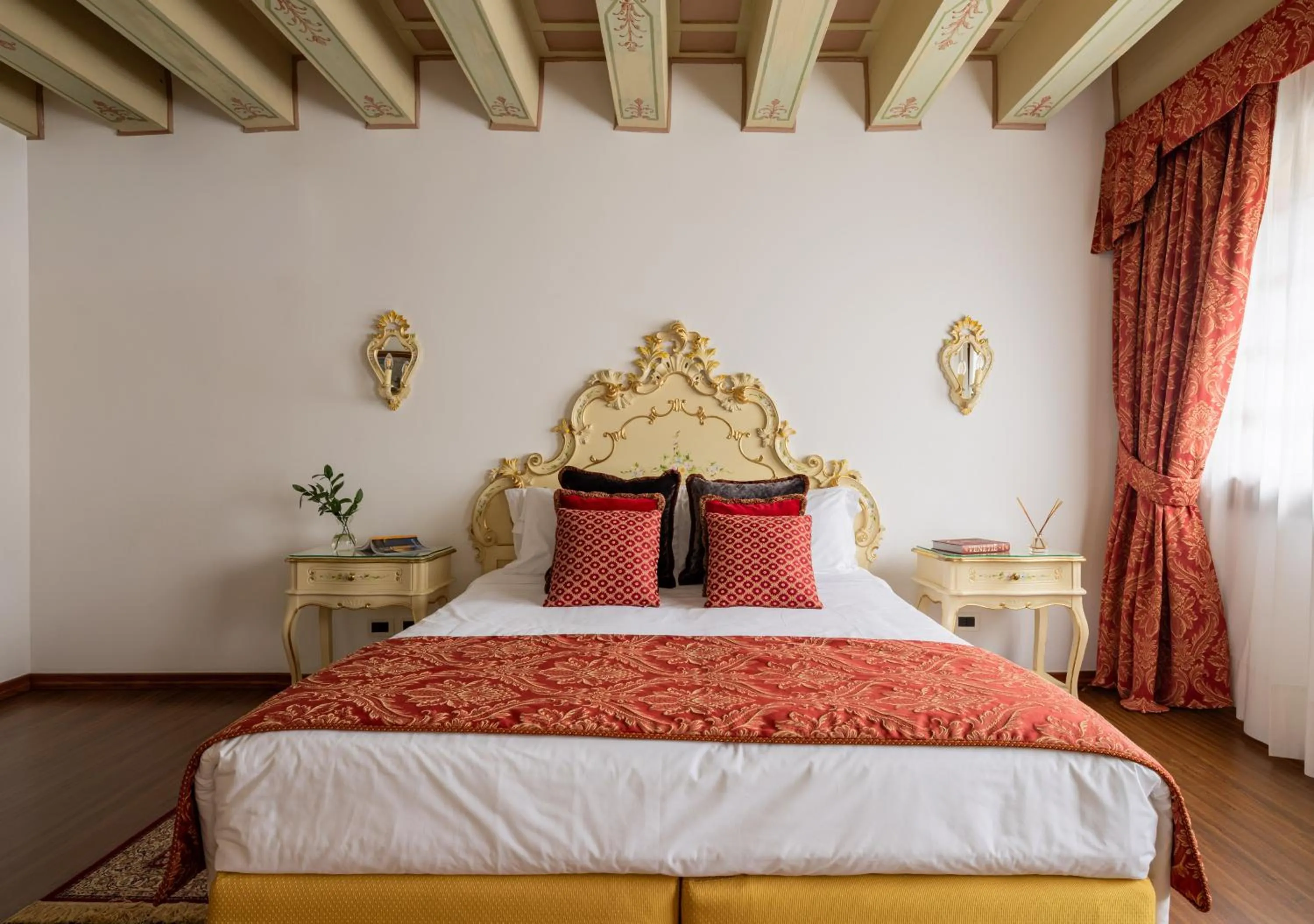 Bed in Hotel La Residenza