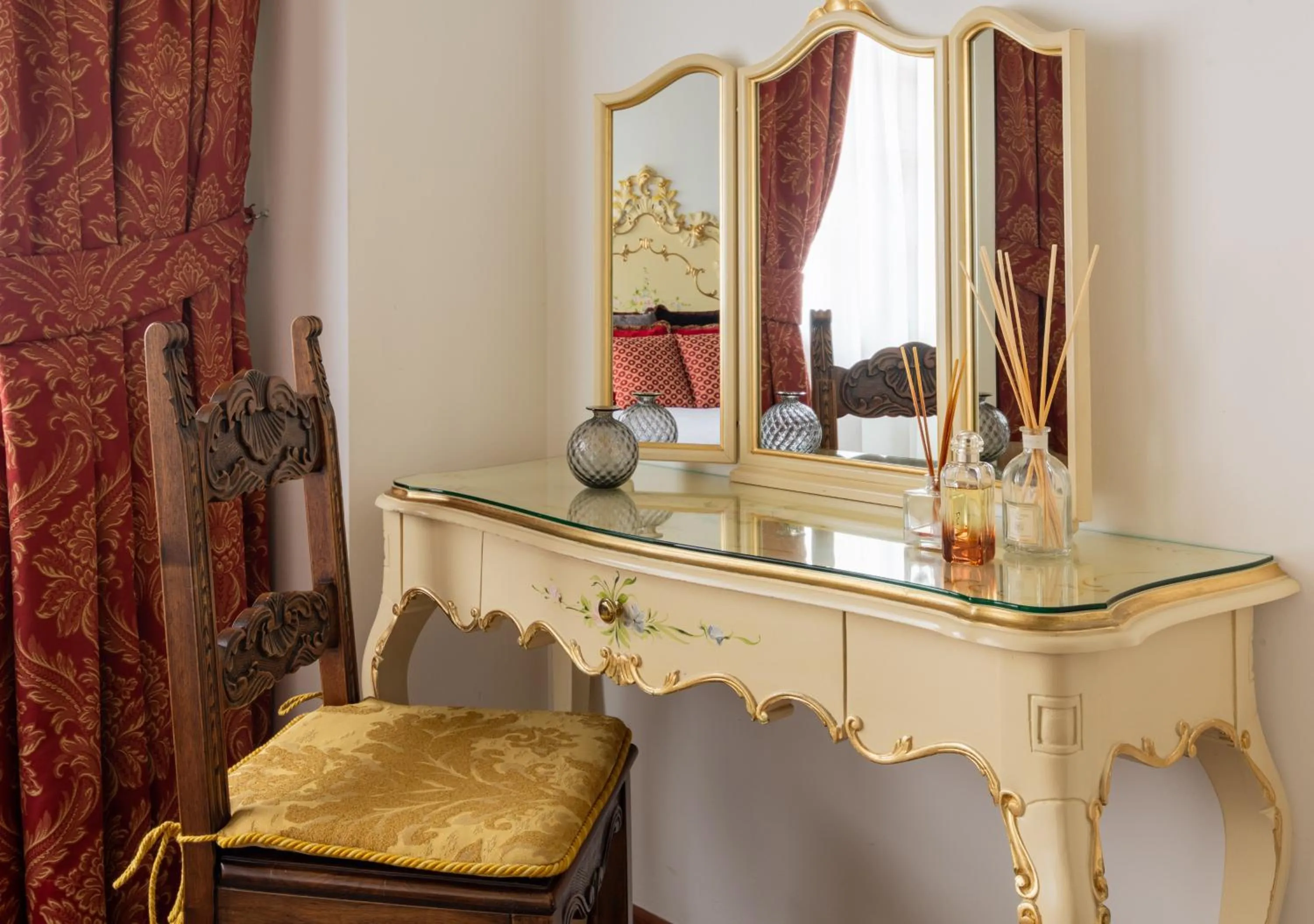 Decorative detail in Hotel La Residenza