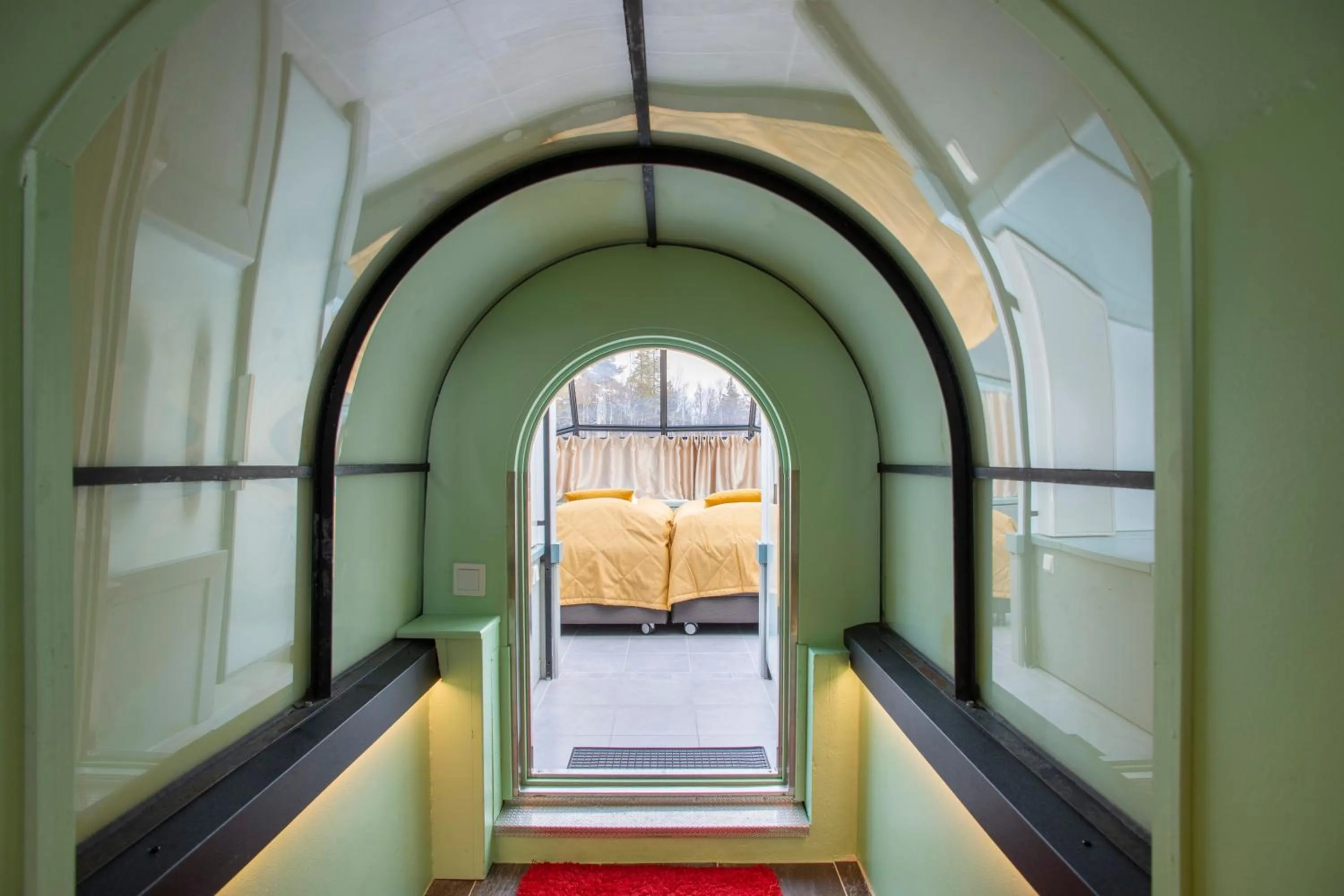 Bedroom, Bed in Kakslauttanen Arctic Resort - Igloos and Chalets