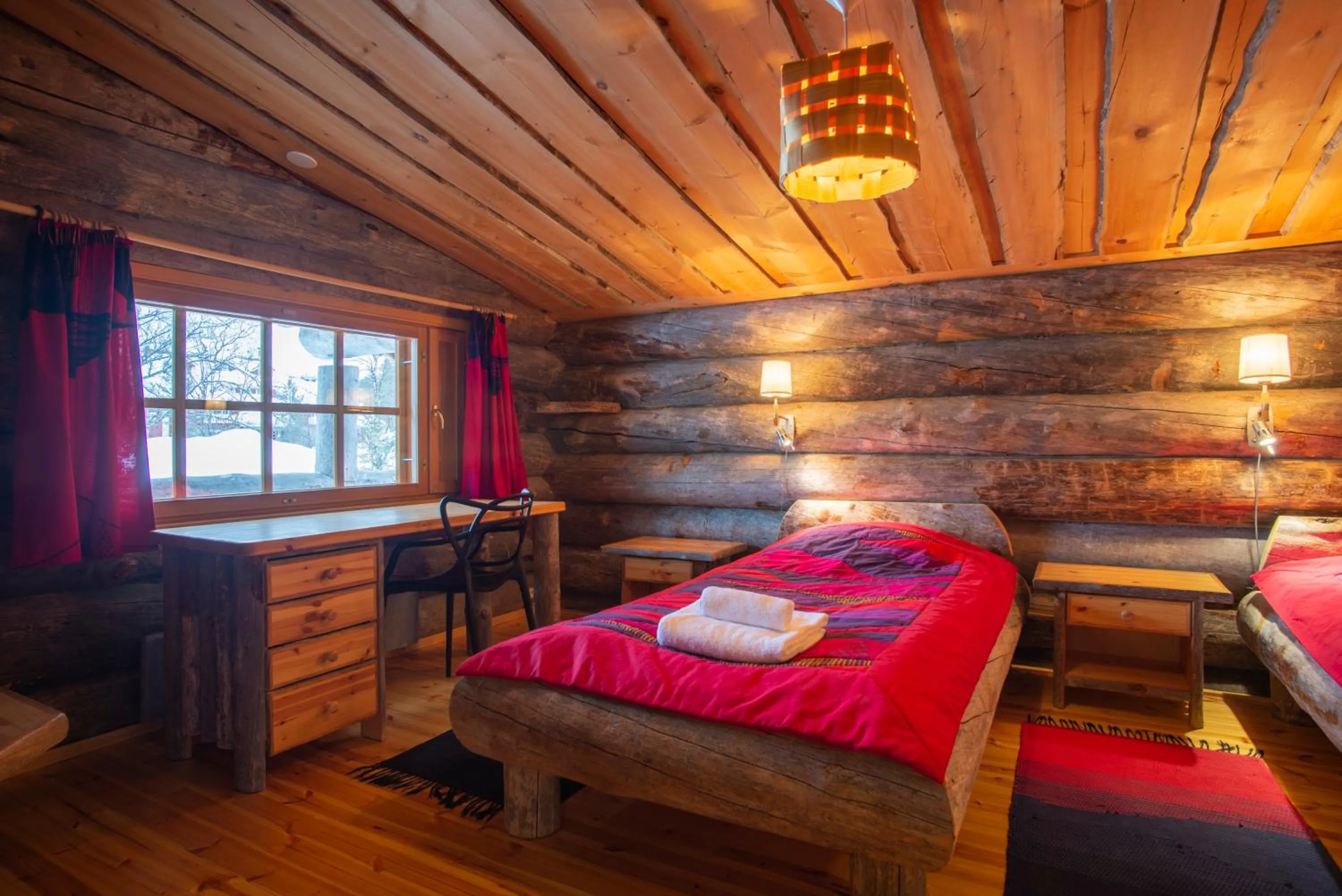 Bed in Kakslauttanen Arctic Resort - Igloos and Chalets