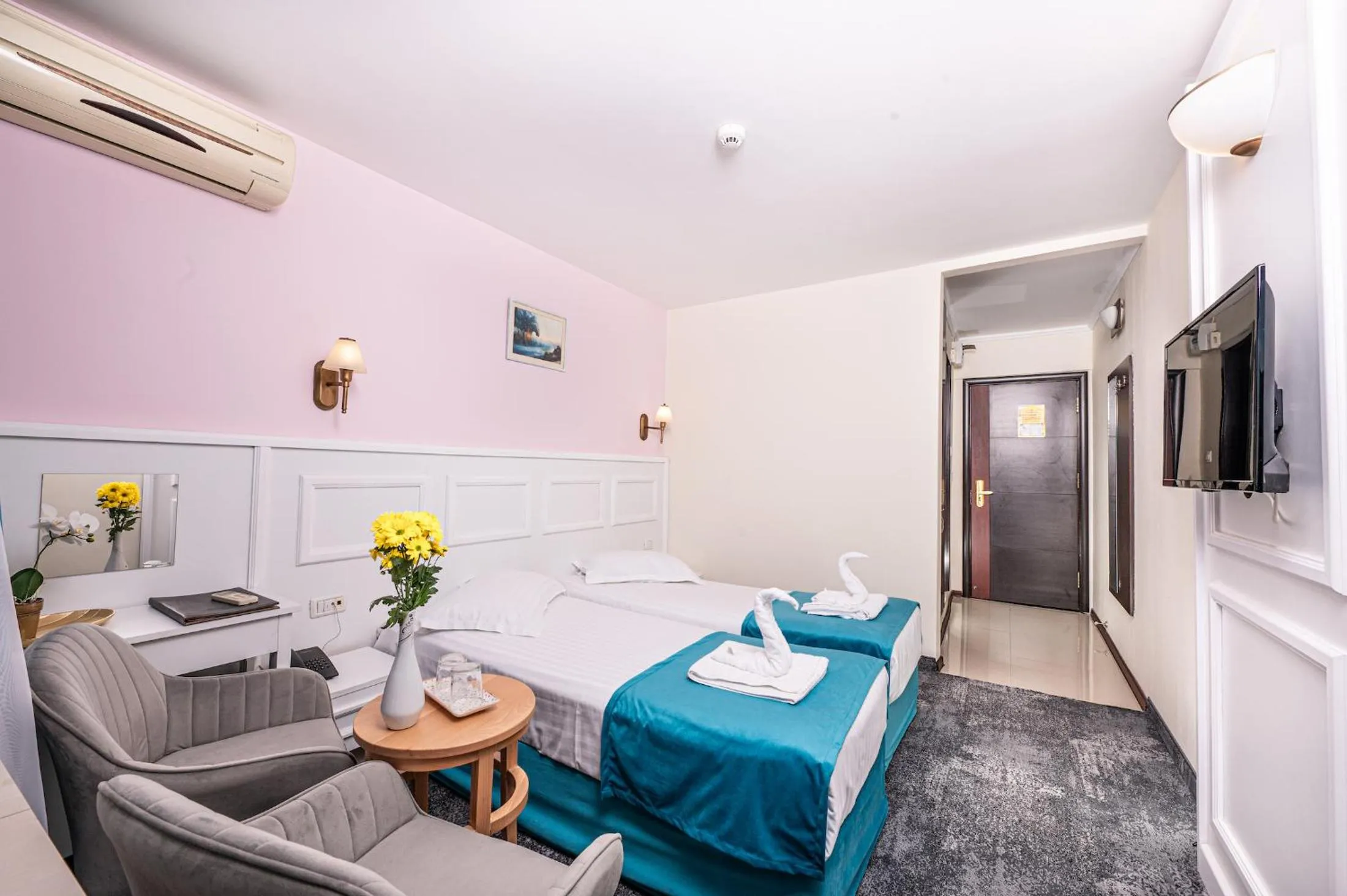 Photo of the whole room in Hotel Parc