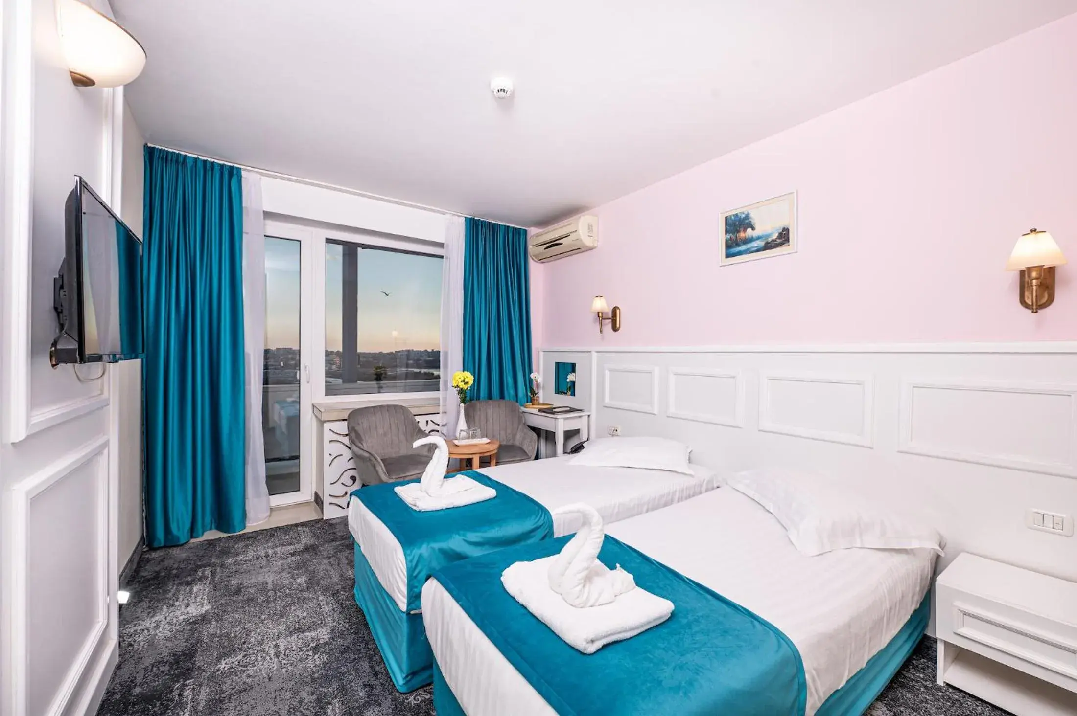 Superior Twin Room Side Sea View in Hotel Parc Superior Twin Room Side Sea View in Hotel Parc