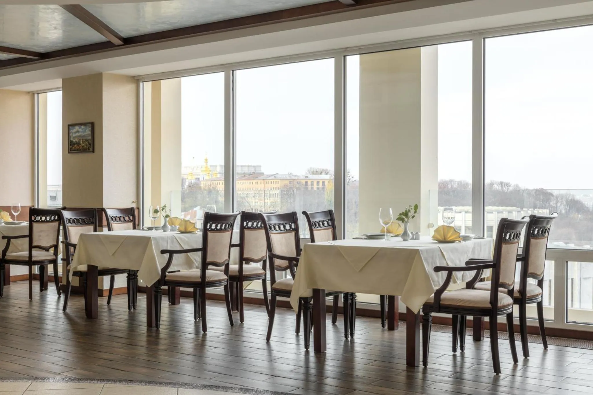 Restaurant/places to eat in Готель Дніпро Dnipro Hotel