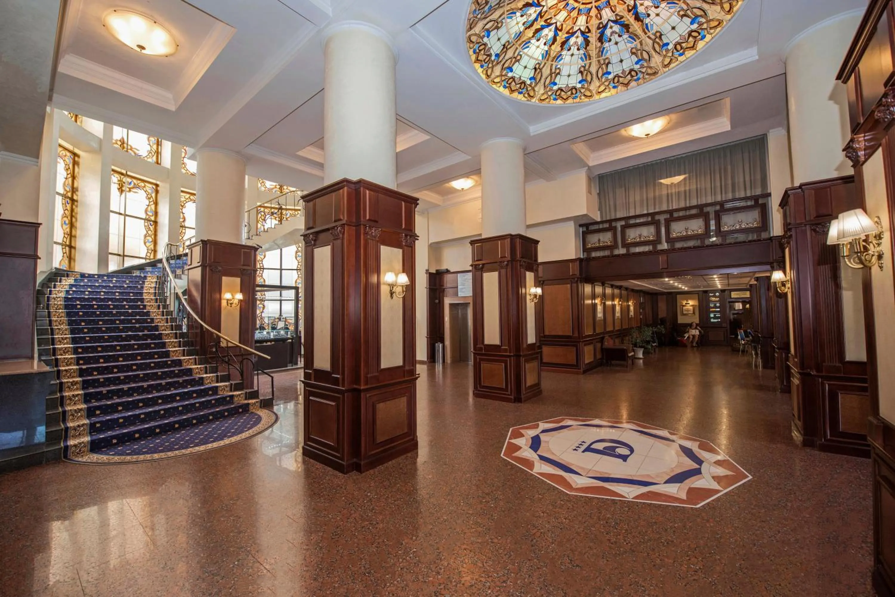 Property building in Готель Дніпро Dnipro Hotel