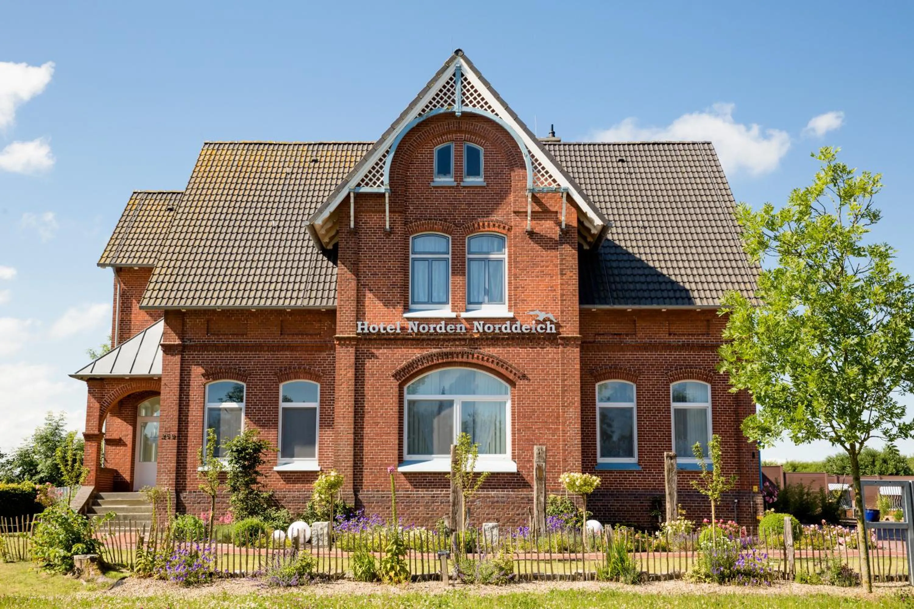 Property building in Hotel Norden Norddeich
