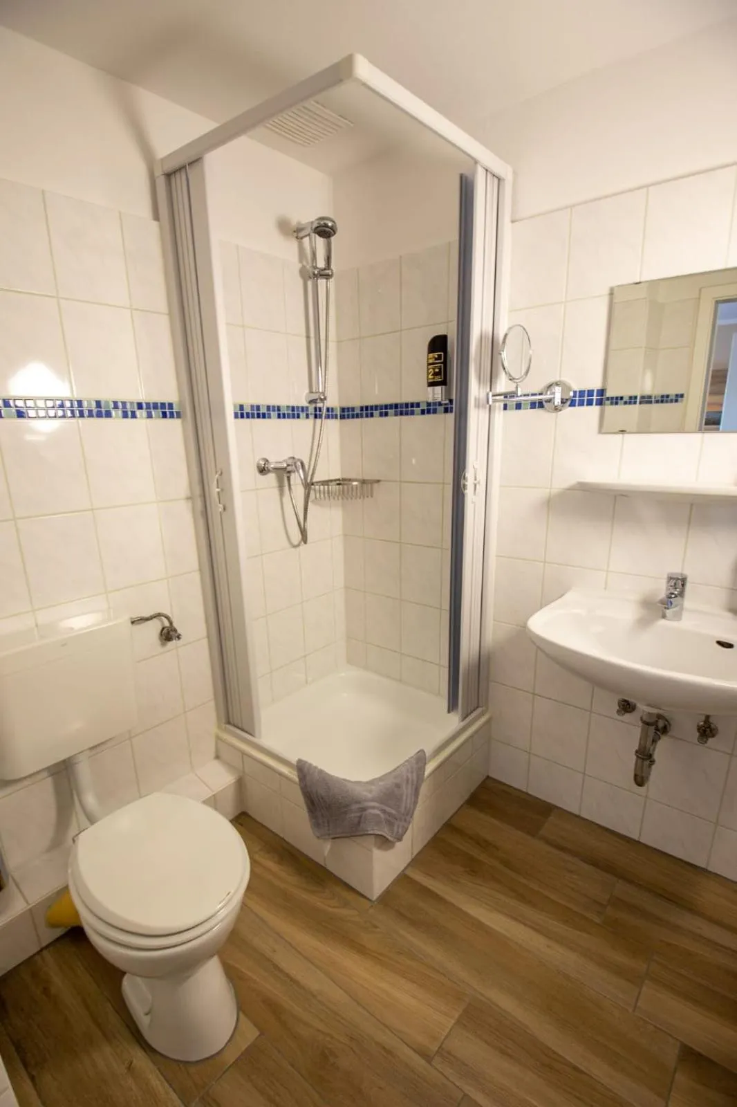 Shower in Hotel Norden Norddeich