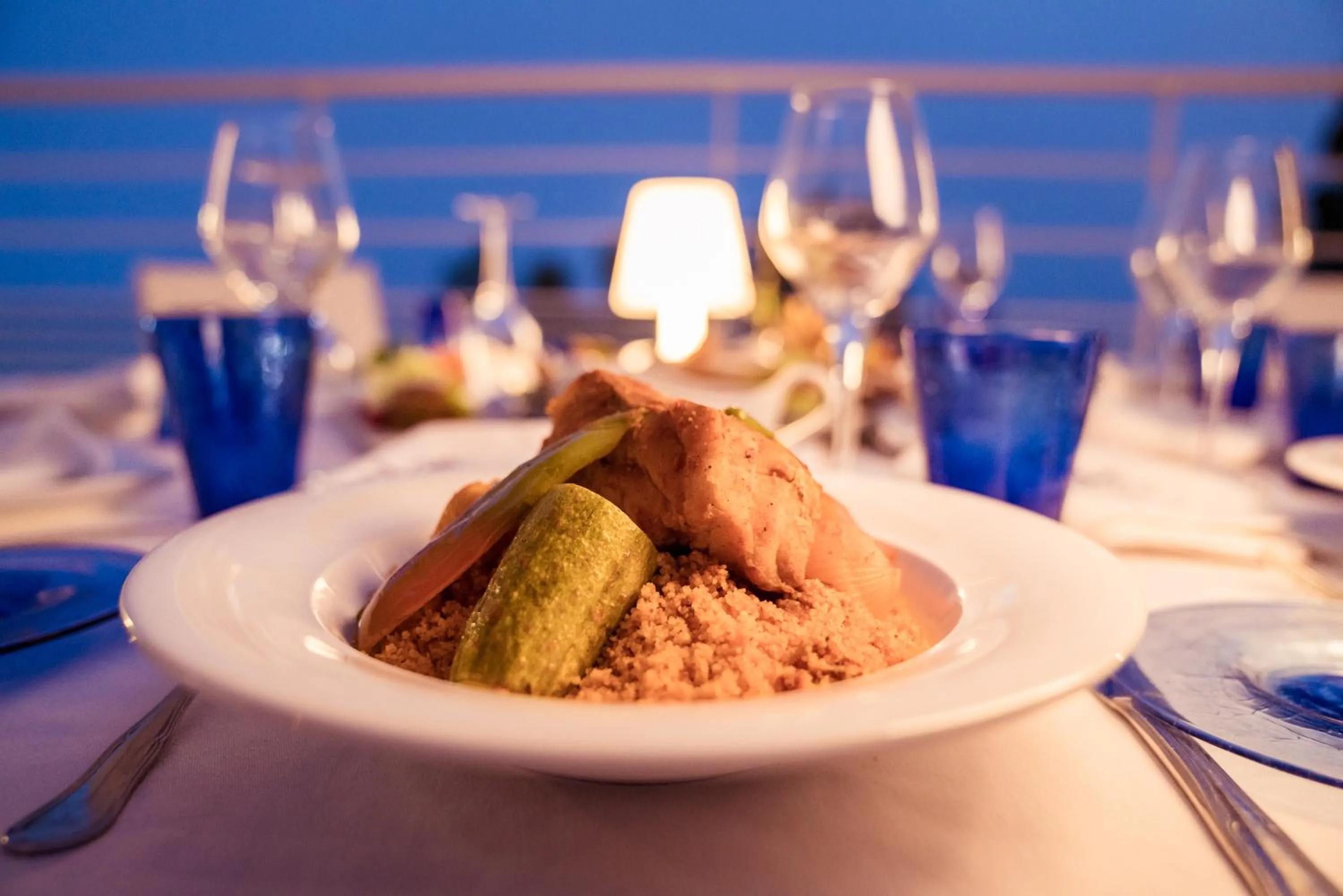 Restaurant/places to eat in Dar Said