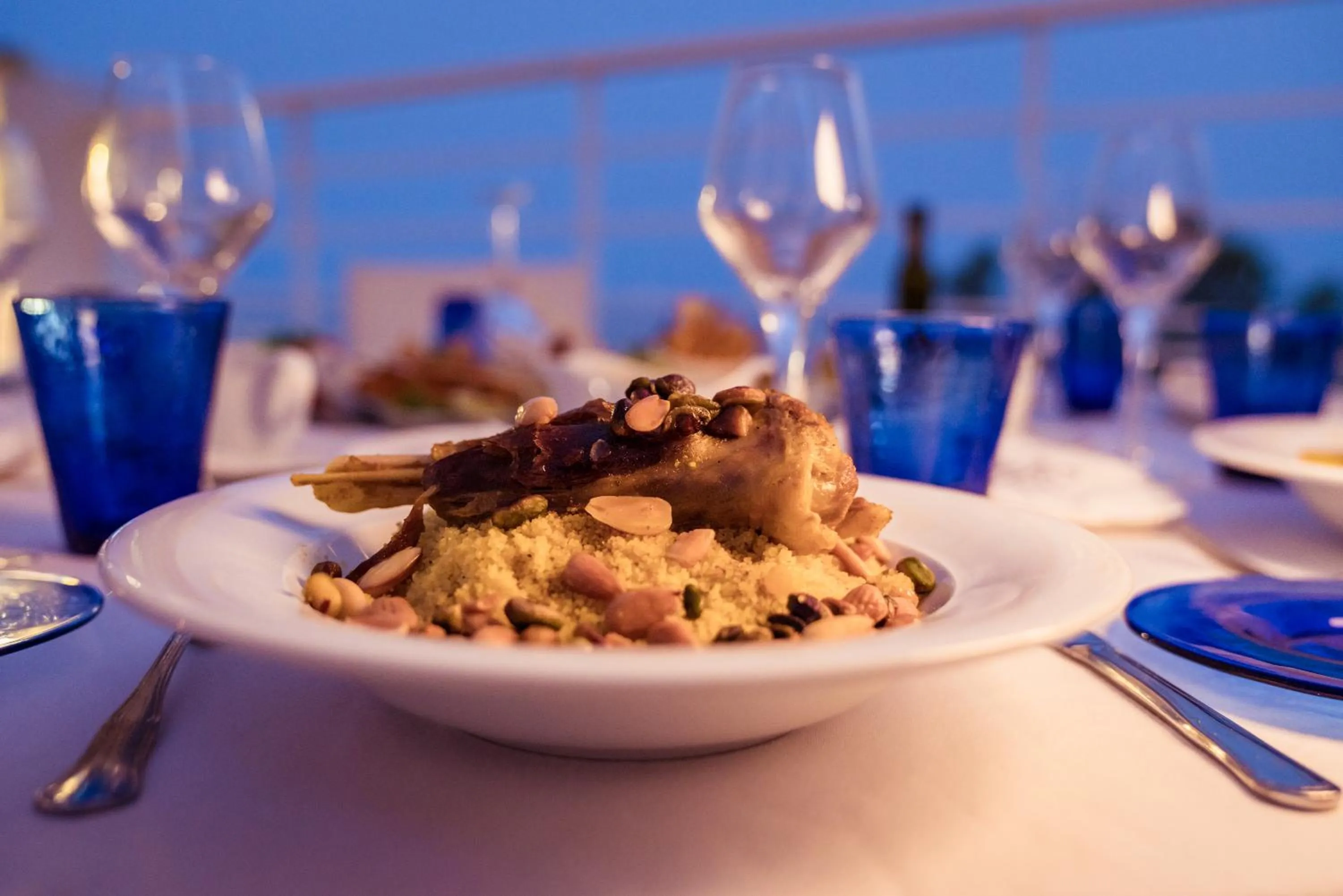 Restaurant/places to eat in Dar Said