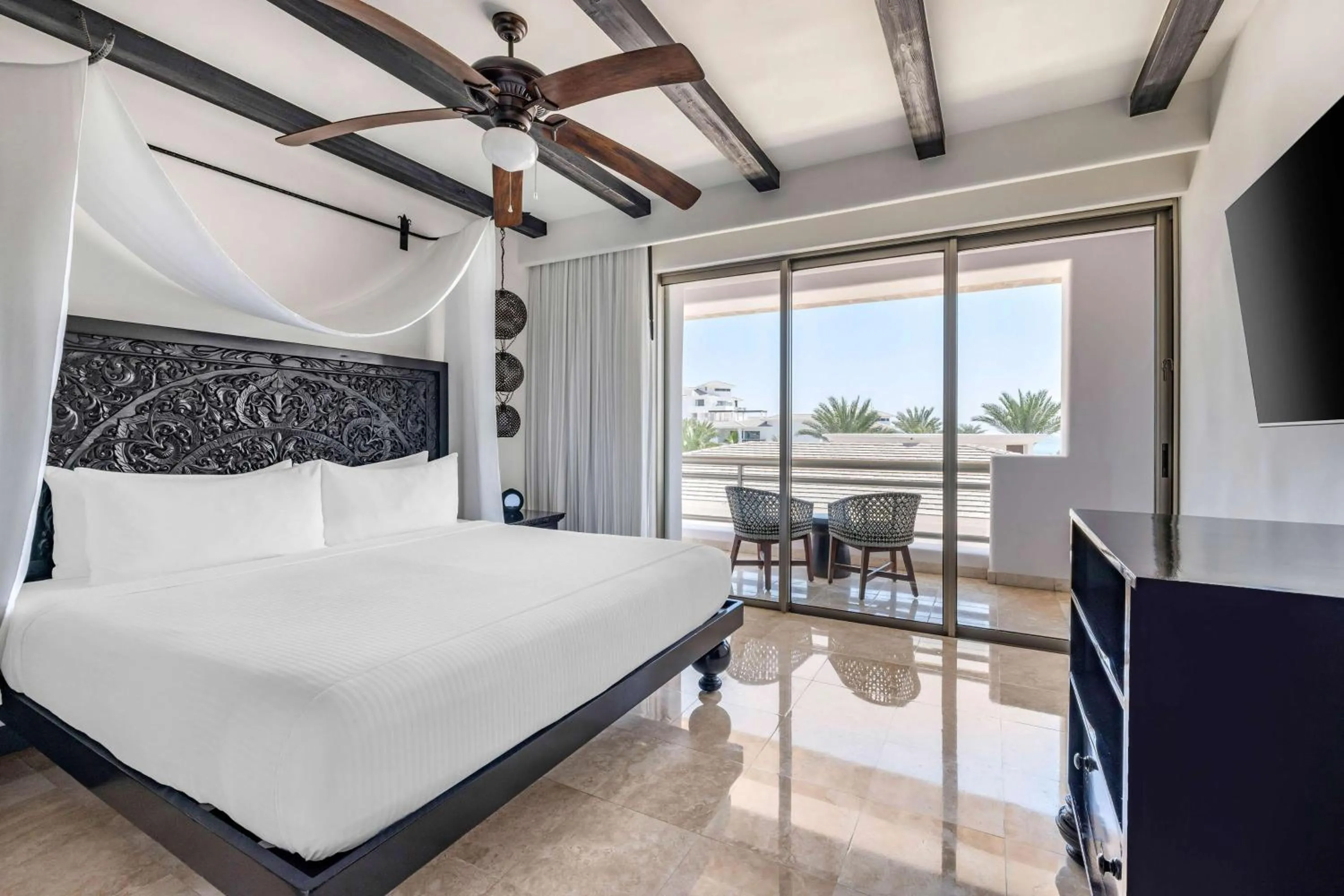 Bed in Hilton Vacation Club Cabo Azul Los Cabos