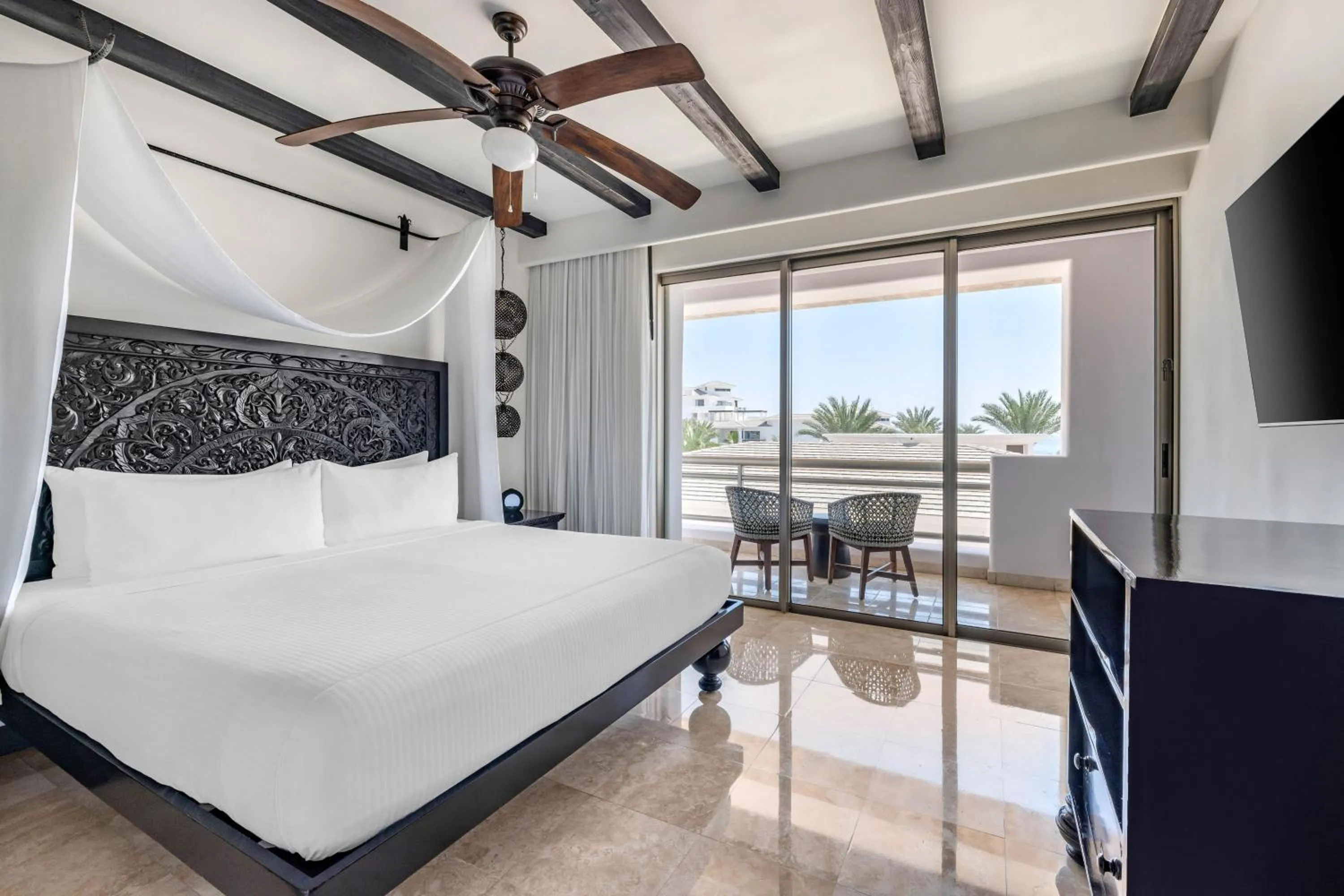 Bedroom, Bed in Hilton Vacation Club Cabo Azul Los Cabos