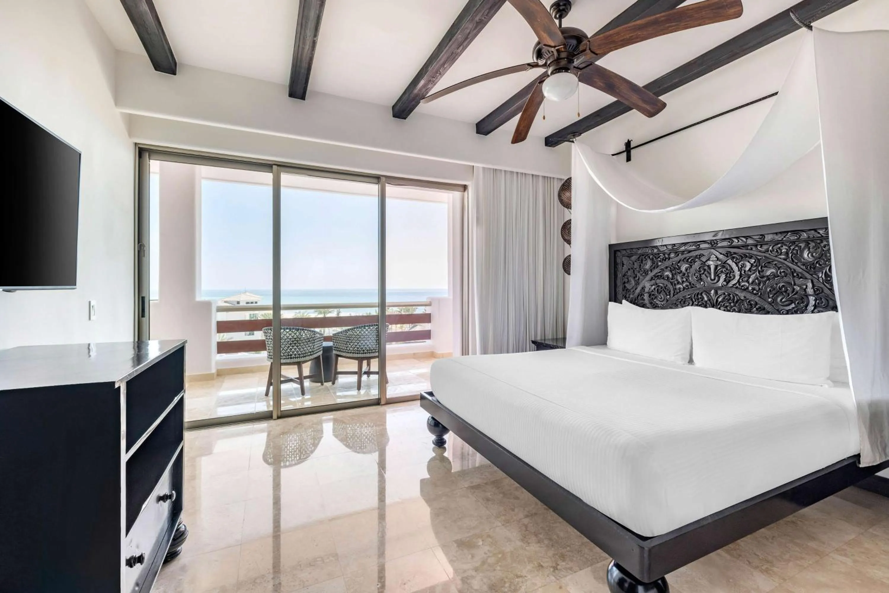 Bed in Hilton Vacation Club Cabo Azul Los Cabos