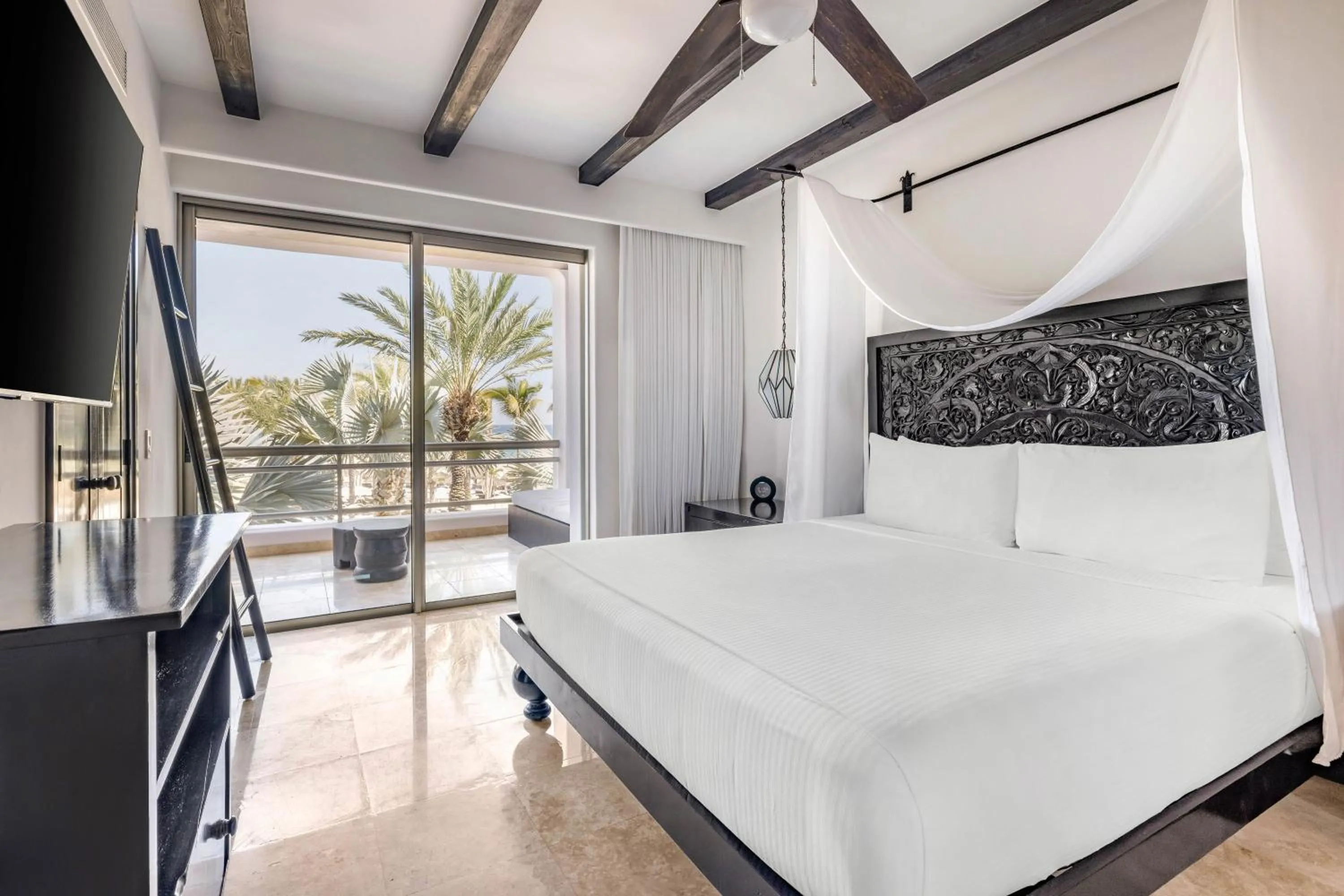 Bedroom, Bed in Hilton Vacation Club Cabo Azul Los Cabos