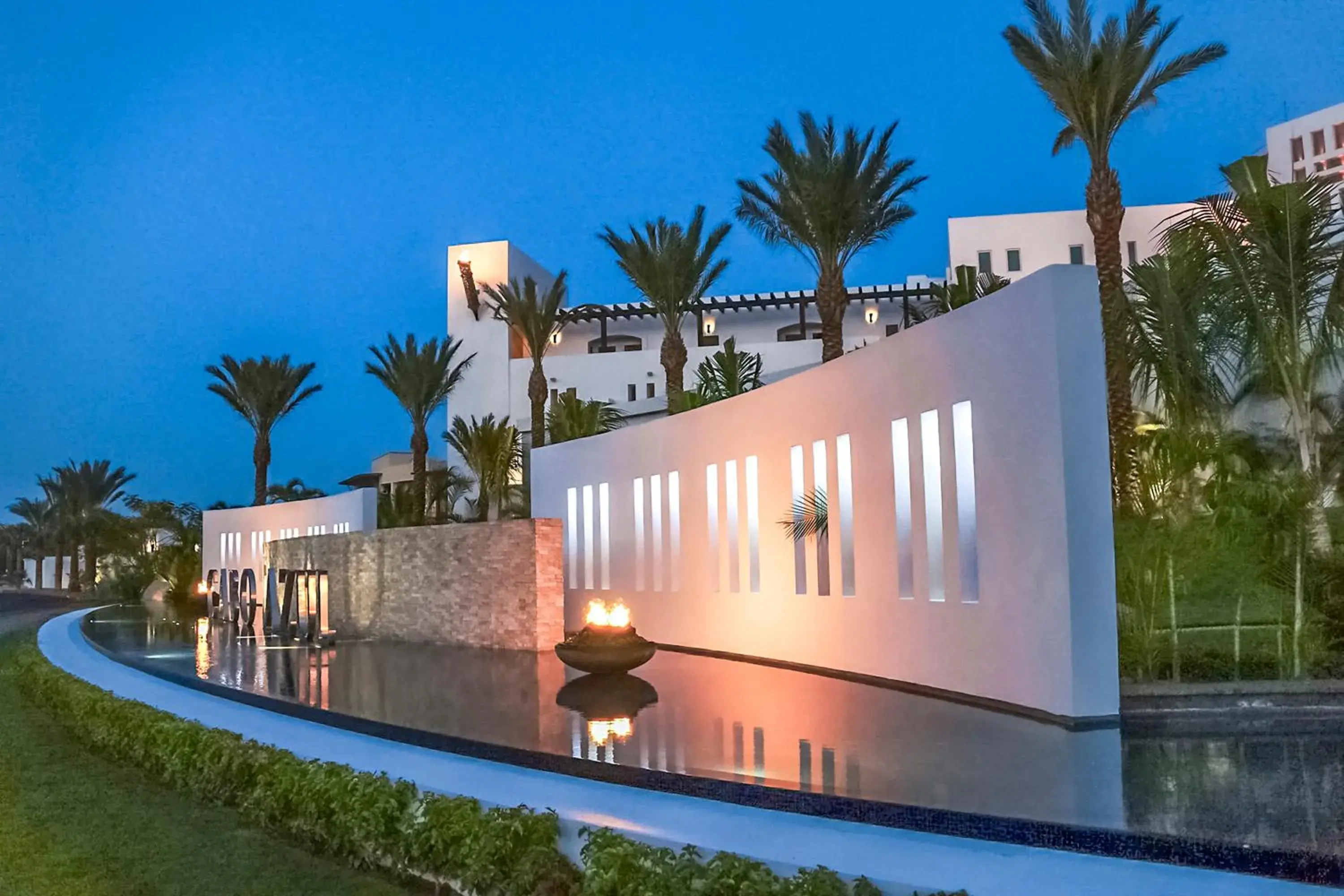 Property building in Hilton Vacation Club Cabo Azul Los Cabos Property building in Hilton Vacation Club Cabo Azul Los Cabos