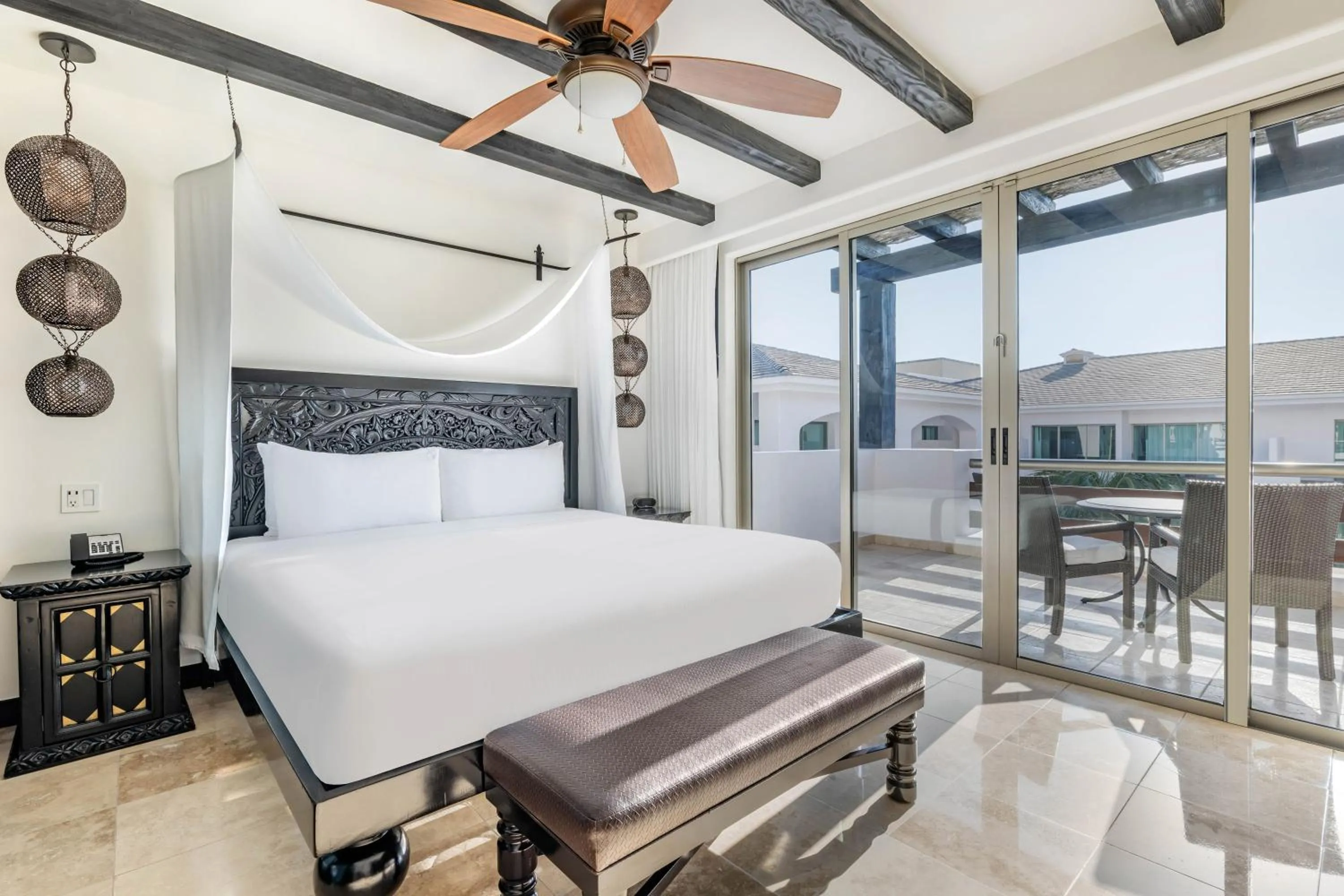 Bedroom, Bed in Hilton Vacation Club Cabo Azul Los Cabos