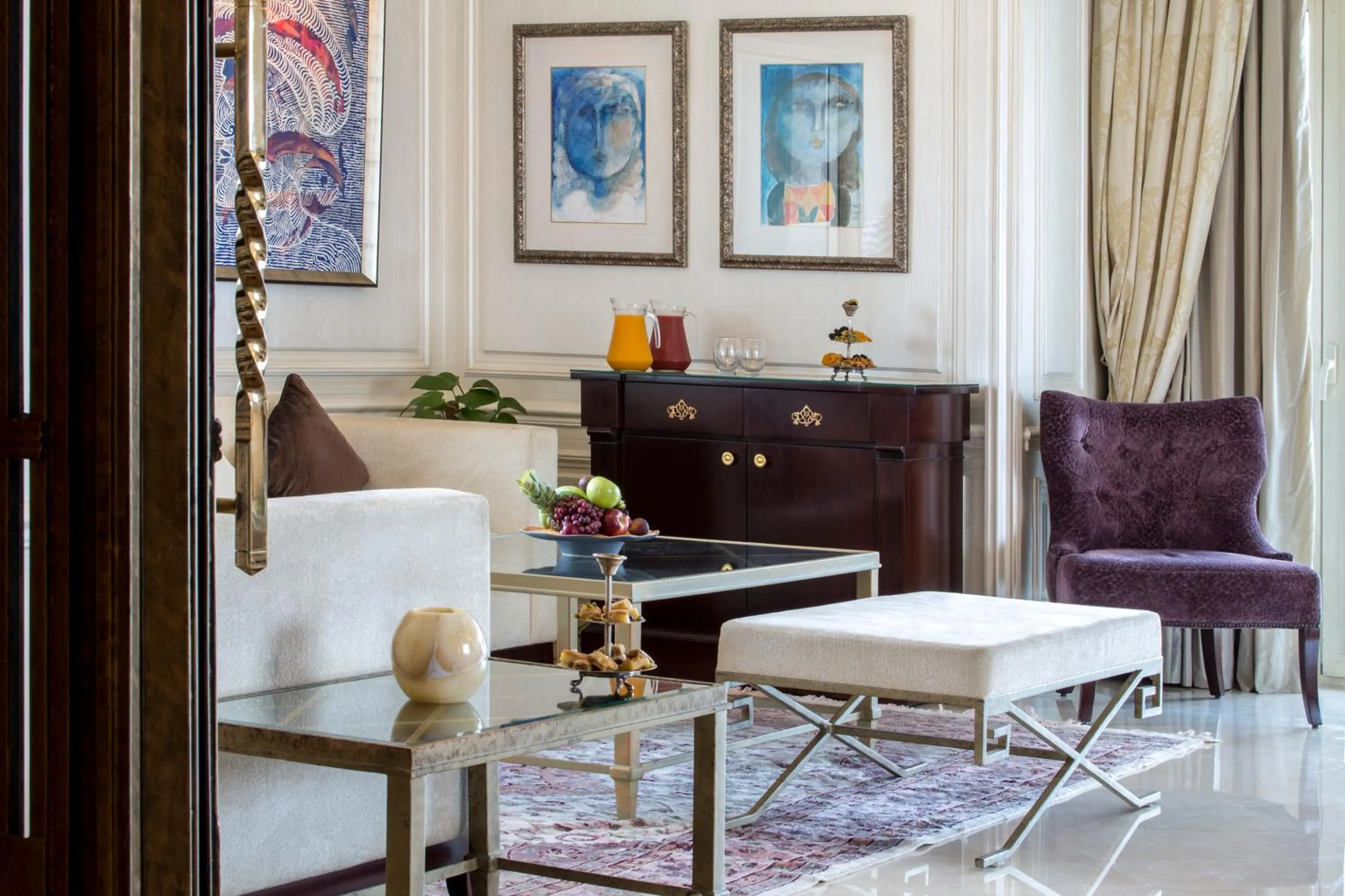 Day in Kempinski Nile Hotel, Cairo