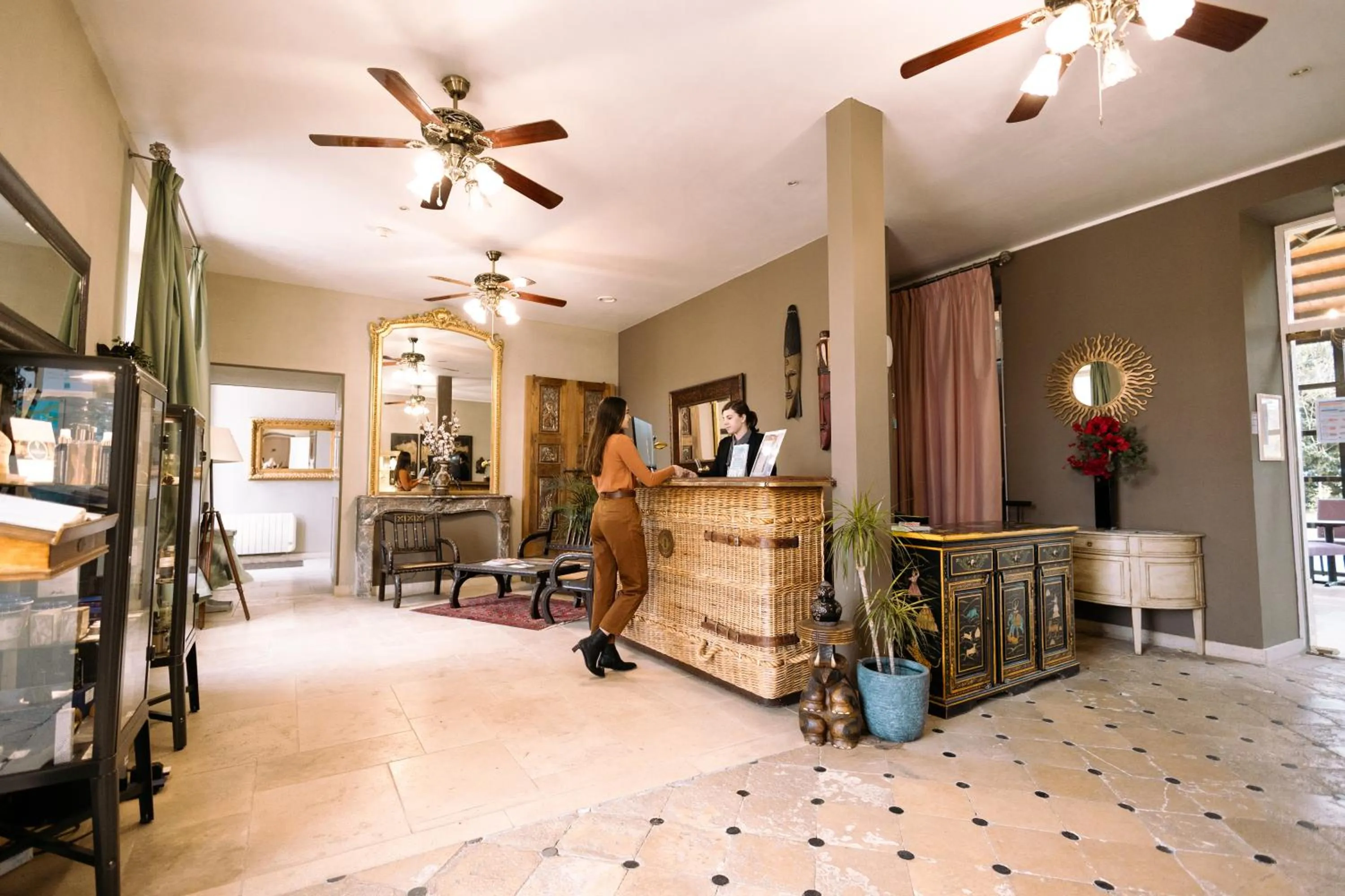 Hôtel & Spa du Domaine des Thômeaux, The Originals Relais