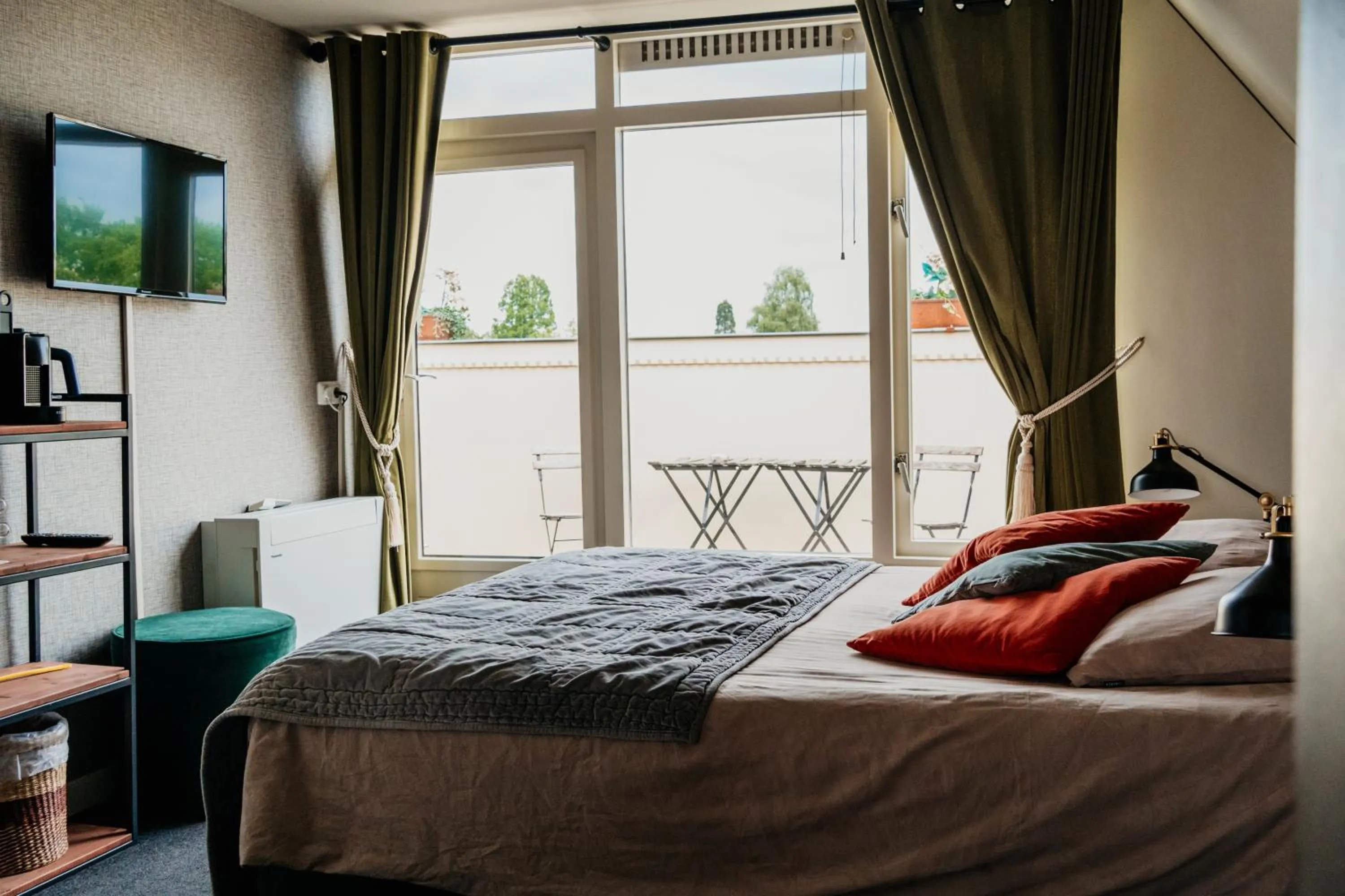 TV and multimedia, Bed in Herberg d'n brouwer