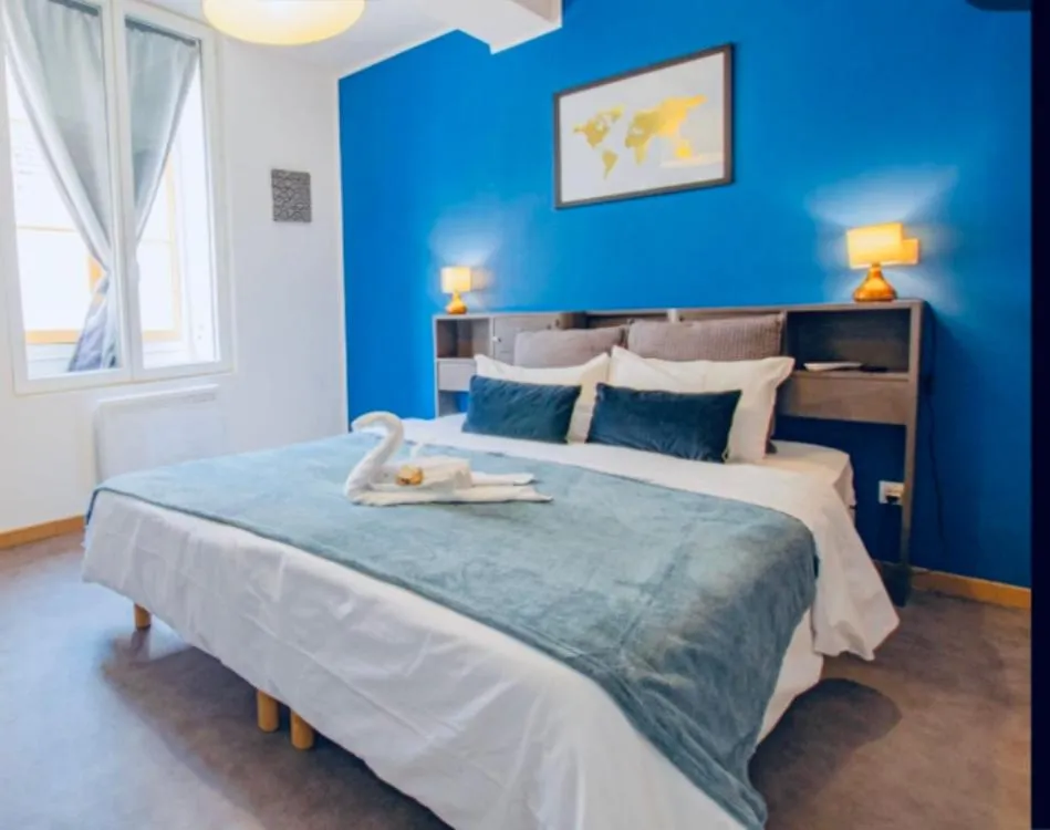 Bed in Au Richebourg Nogent