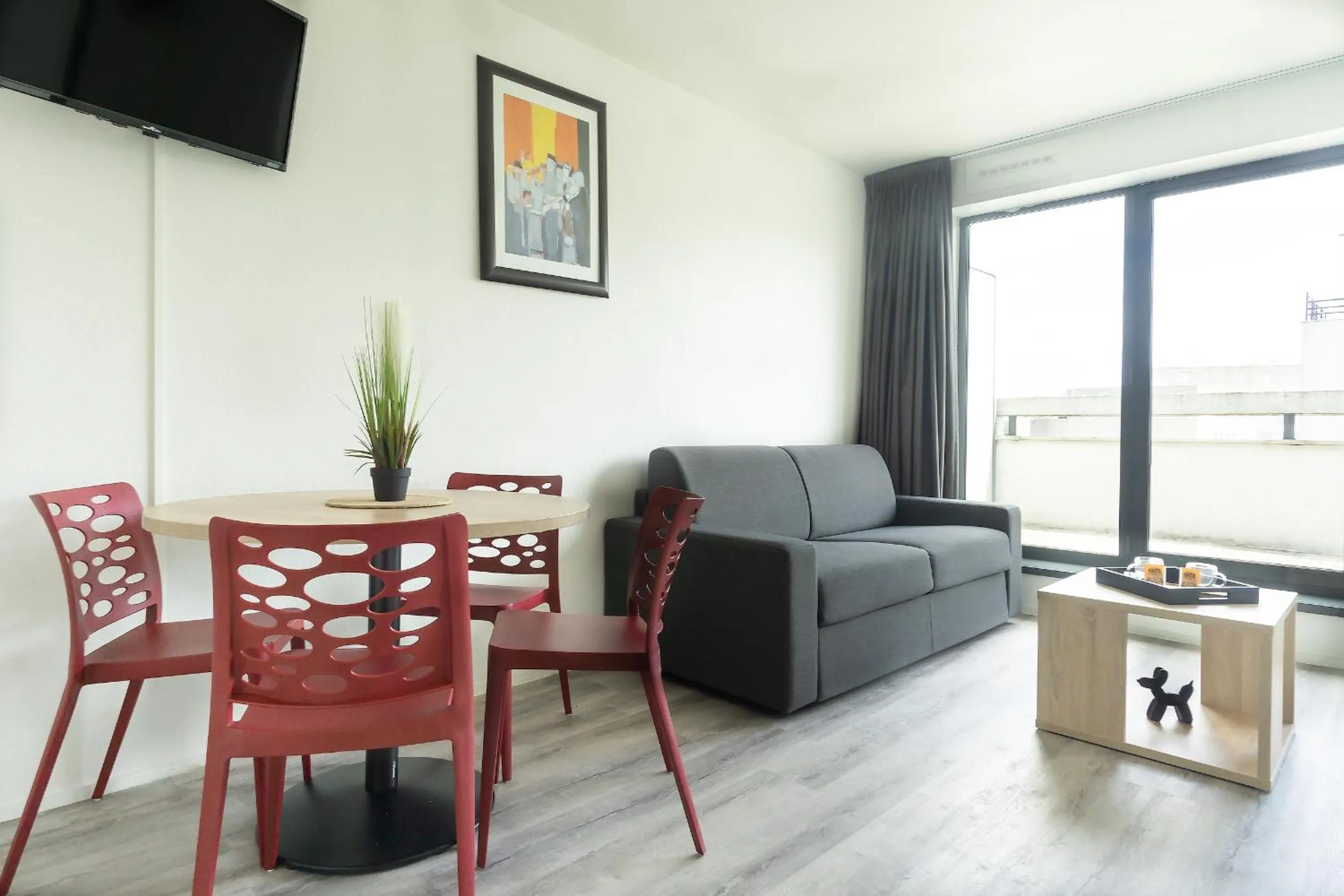 TV and multimedia in City Résidence Ivry