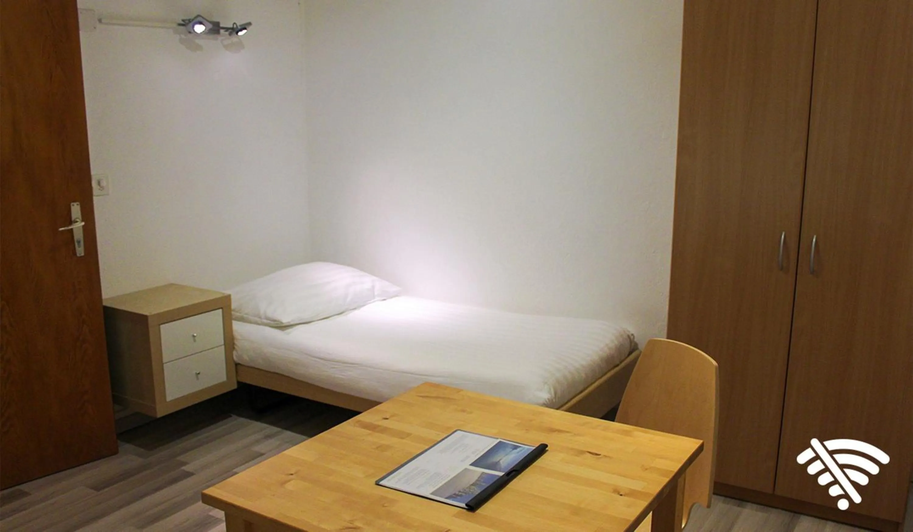 Bedroom, Bed in Crêt-Bérard