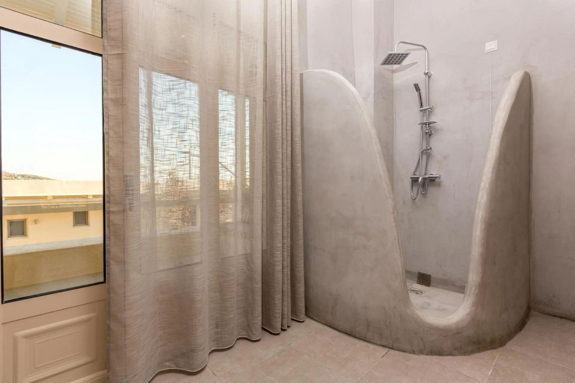 Open Air Bath in Anamar Kea Boutique