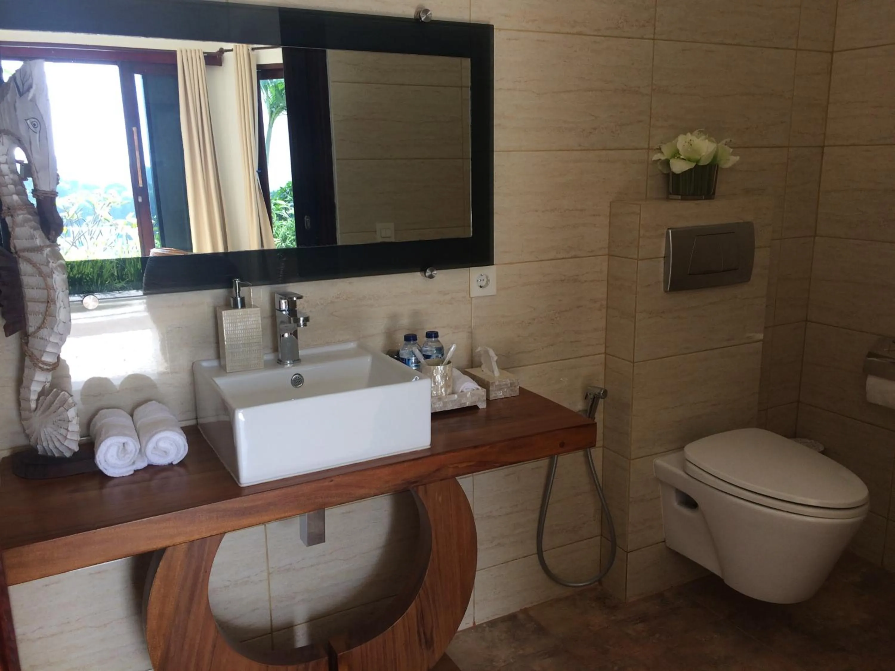 Toilet in Villa Kipas Retreat