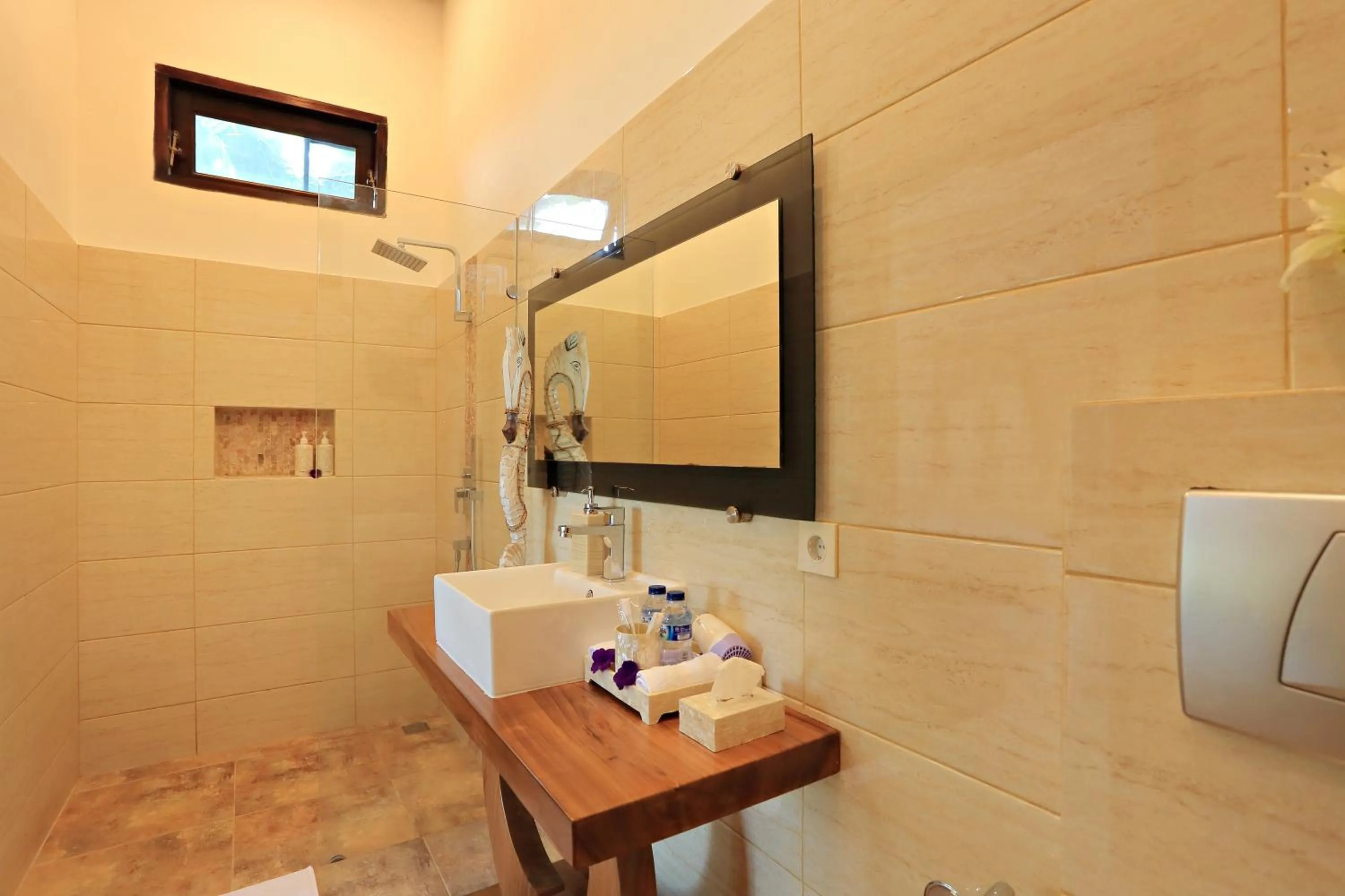 Bathroom in Villa Kipas Retreat