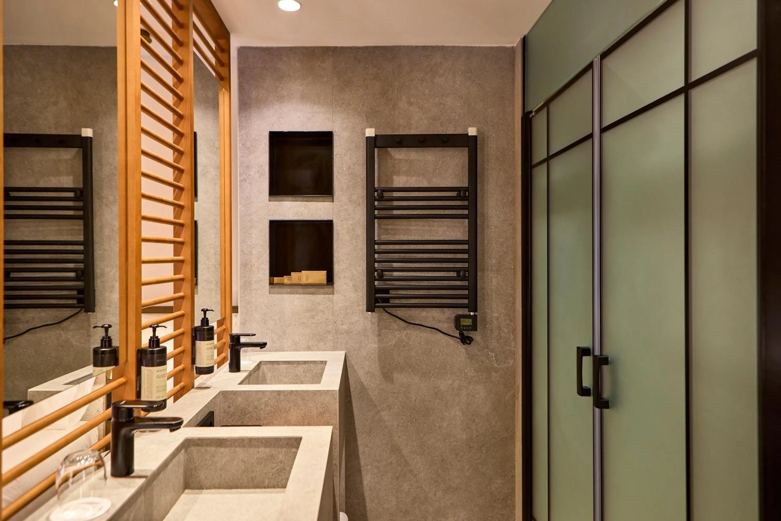 Bathroom in Universal Grand León & Spa