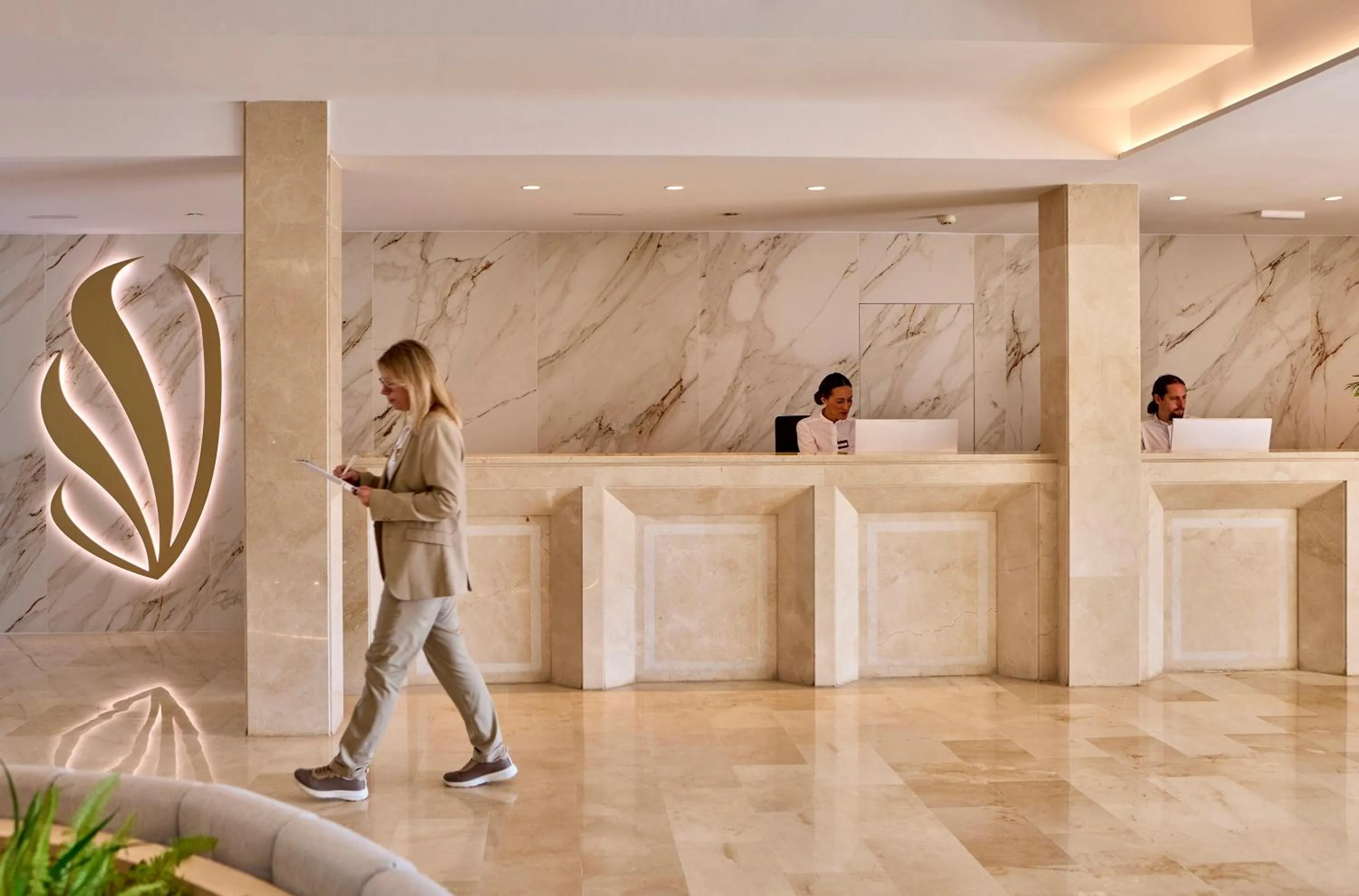 Lobby or reception in Universal Grand León & Spa