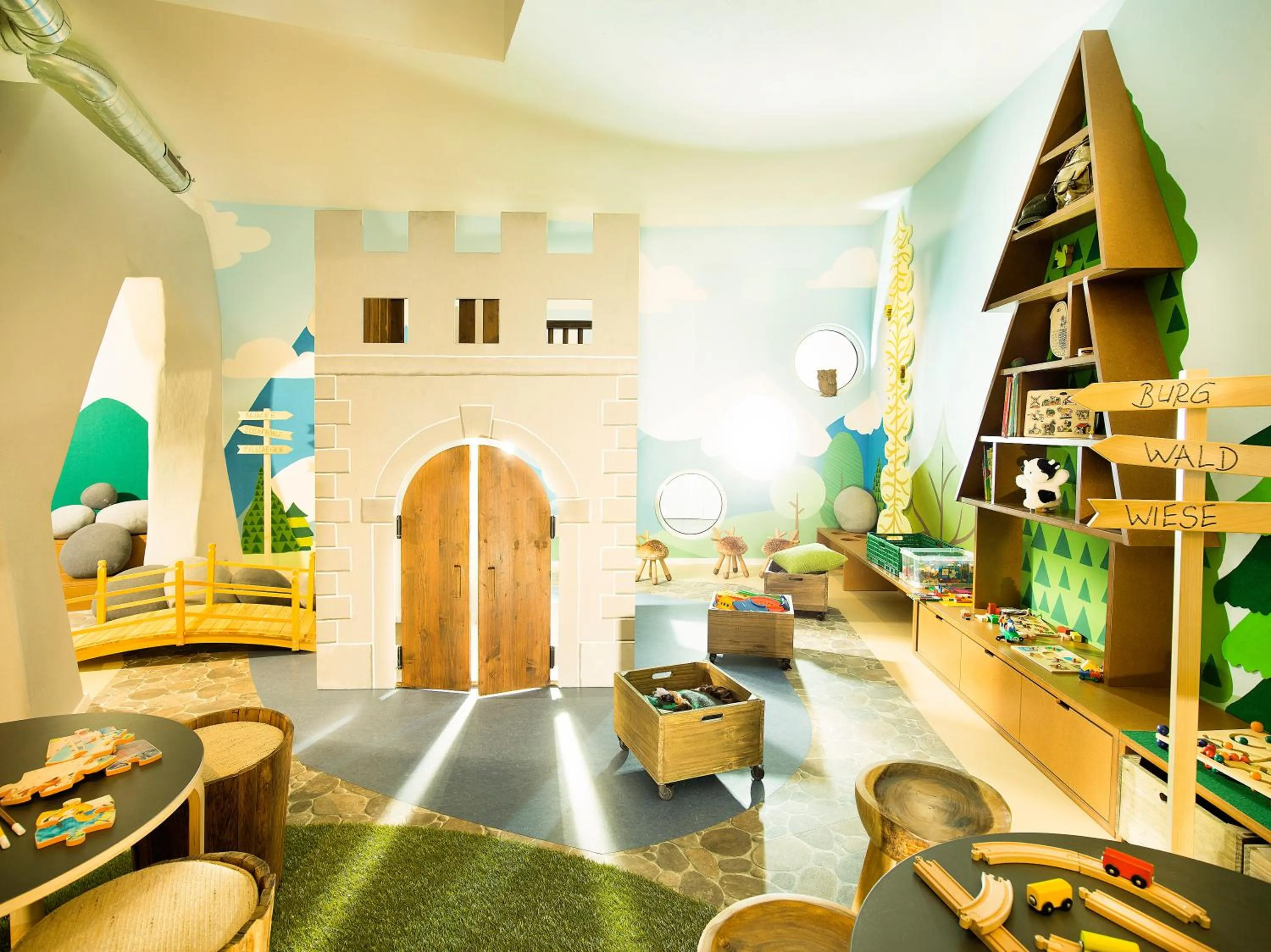 Children play ground in Hapimag Ferienwohnungen Flims