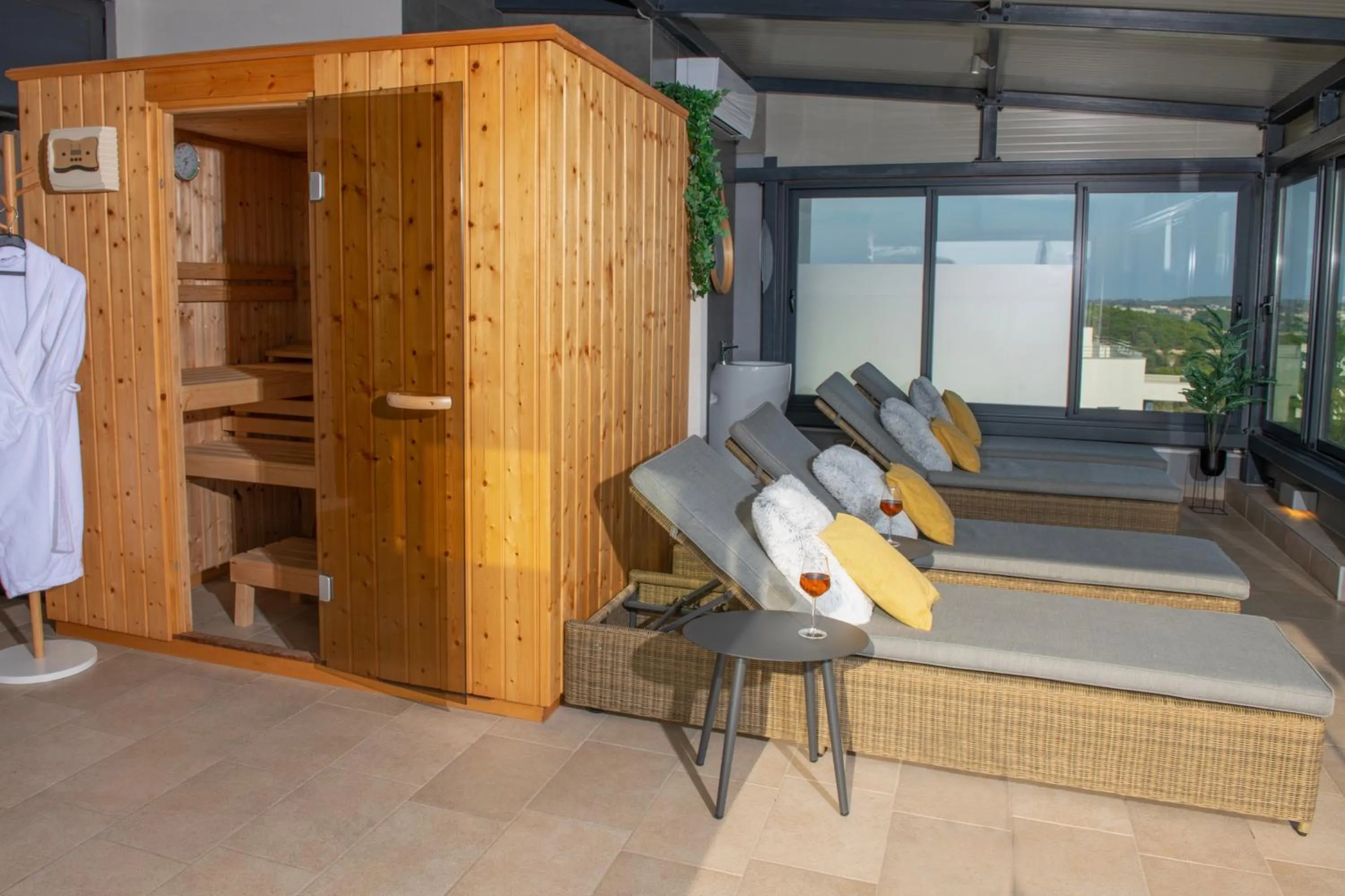 Spa and wellness centre/facilities in Aparthotel Punta Blu - POOL & SPA