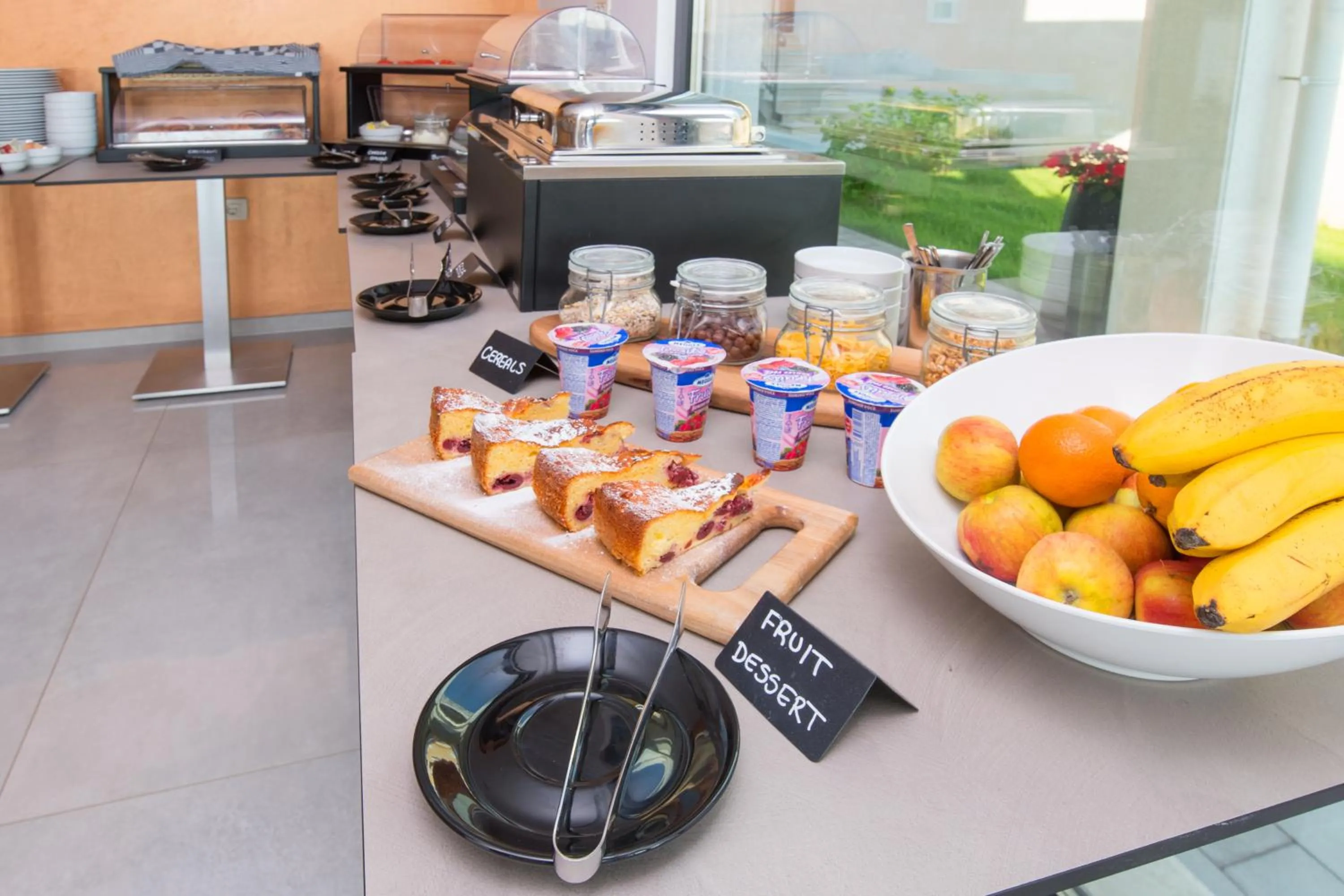 Breakfast in Aparthotel Punta Blu - POOL & SPA