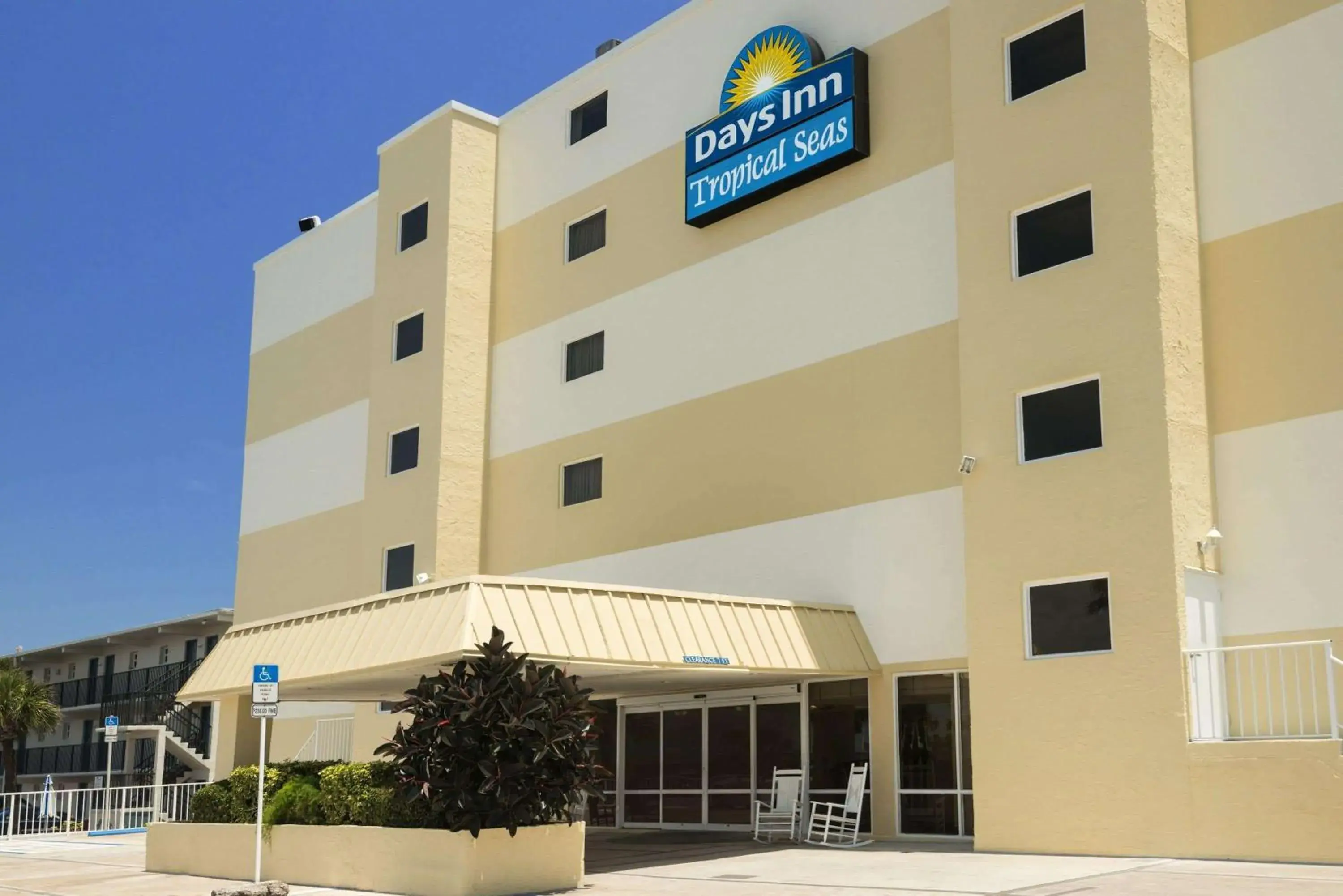 Days Inn by Wyndham Daytona Oceanfront Days Inn by Wyndham Daytona Oceanfront
