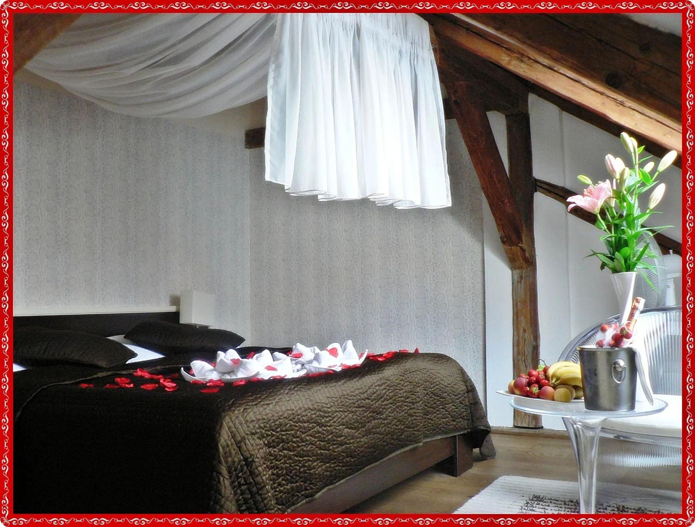 Bed in Hotel Peregrin