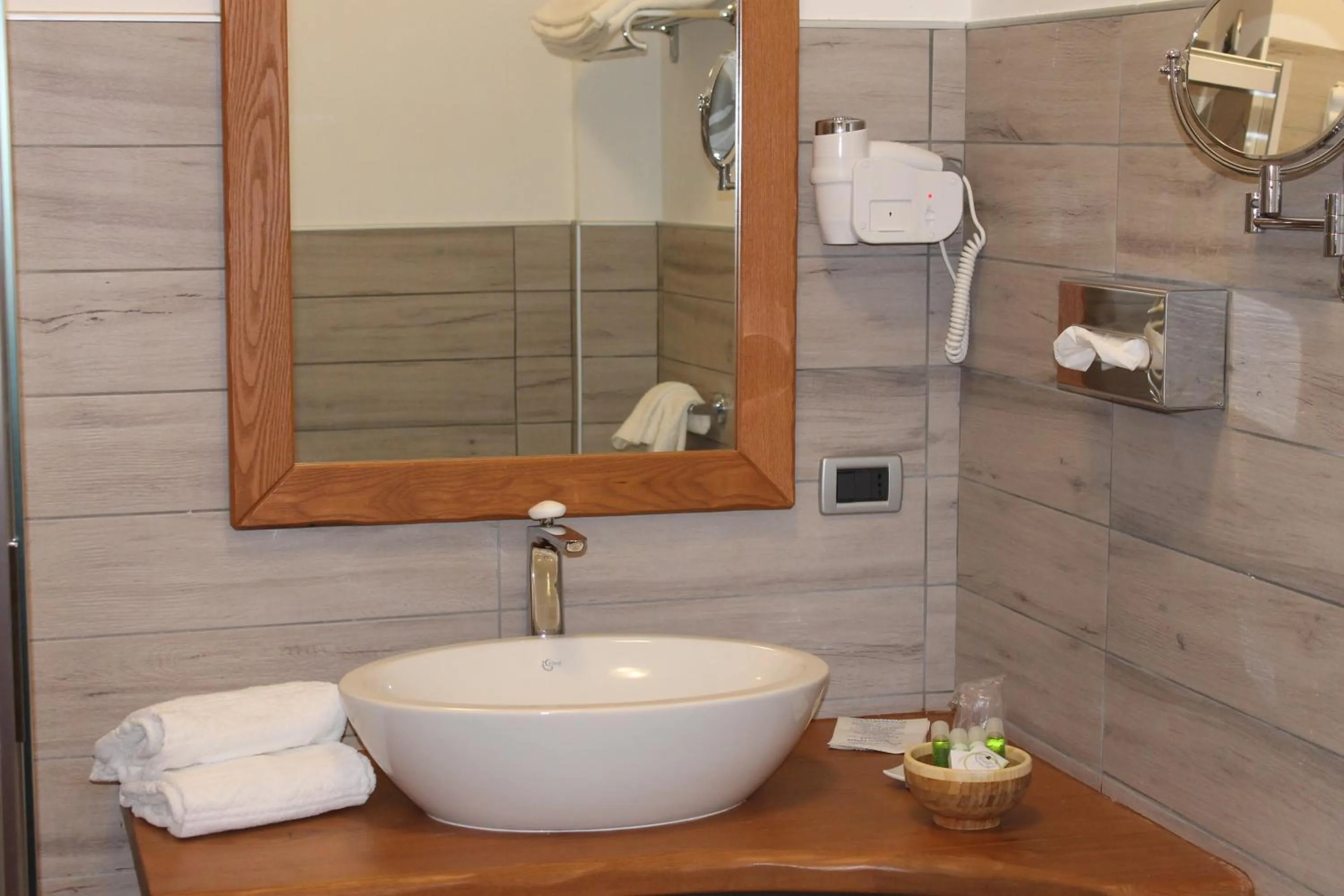 Bathroom in Grand Hotel Principe