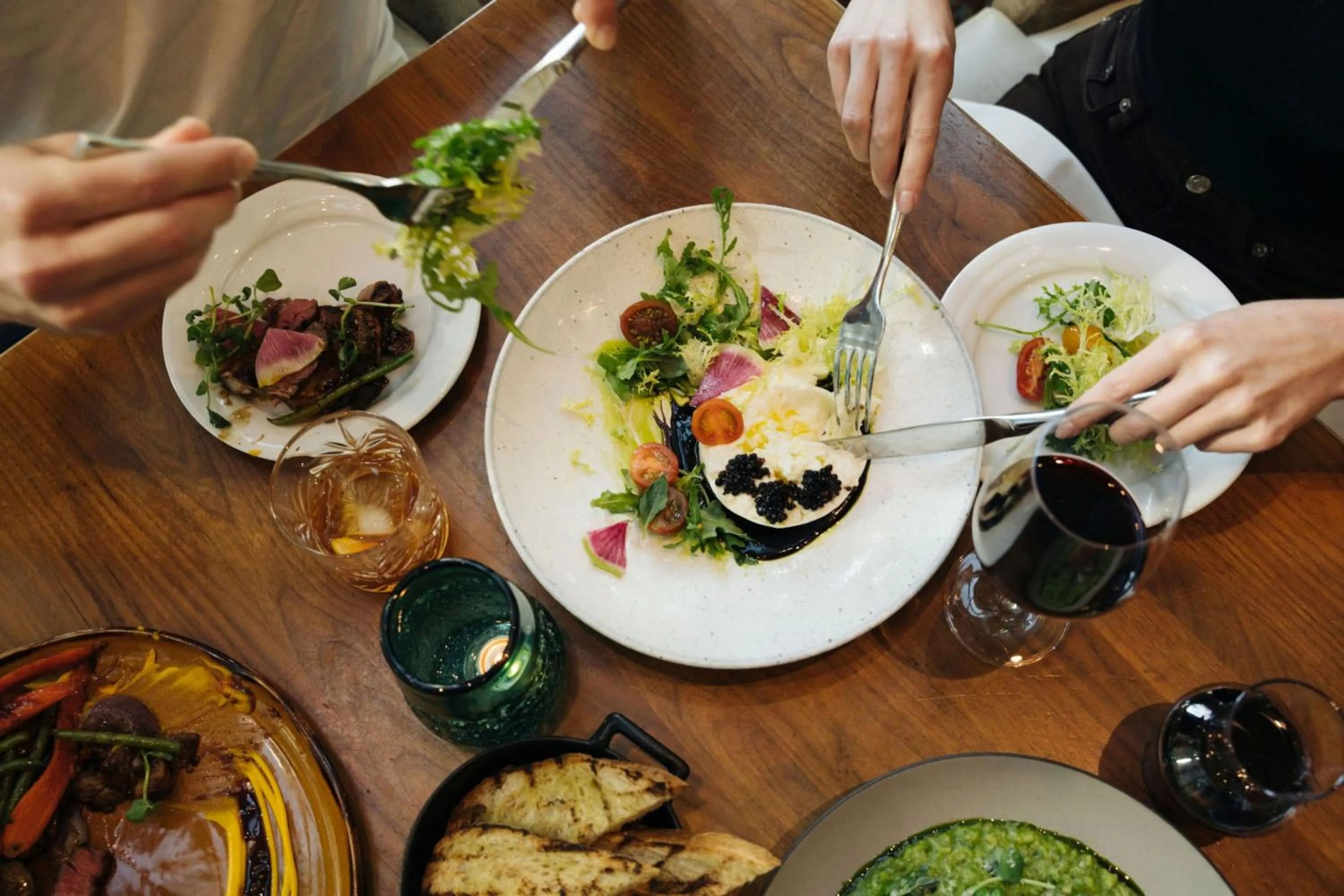 Restaurant/places to eat in Vancouver Marriott Pinnacle Downtown Hotel