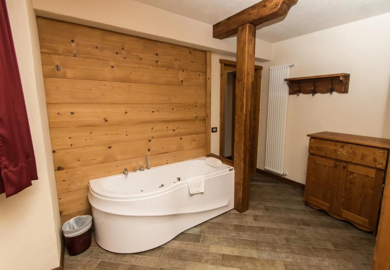 Limone Palace Aparthotel