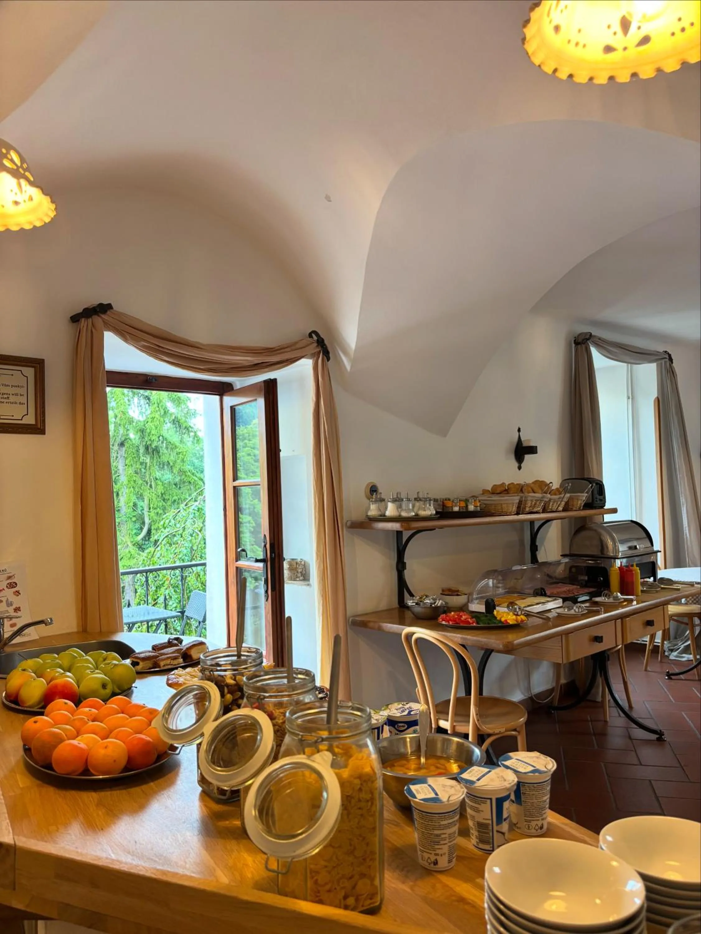 Breakfast in Hotel Barbakan
