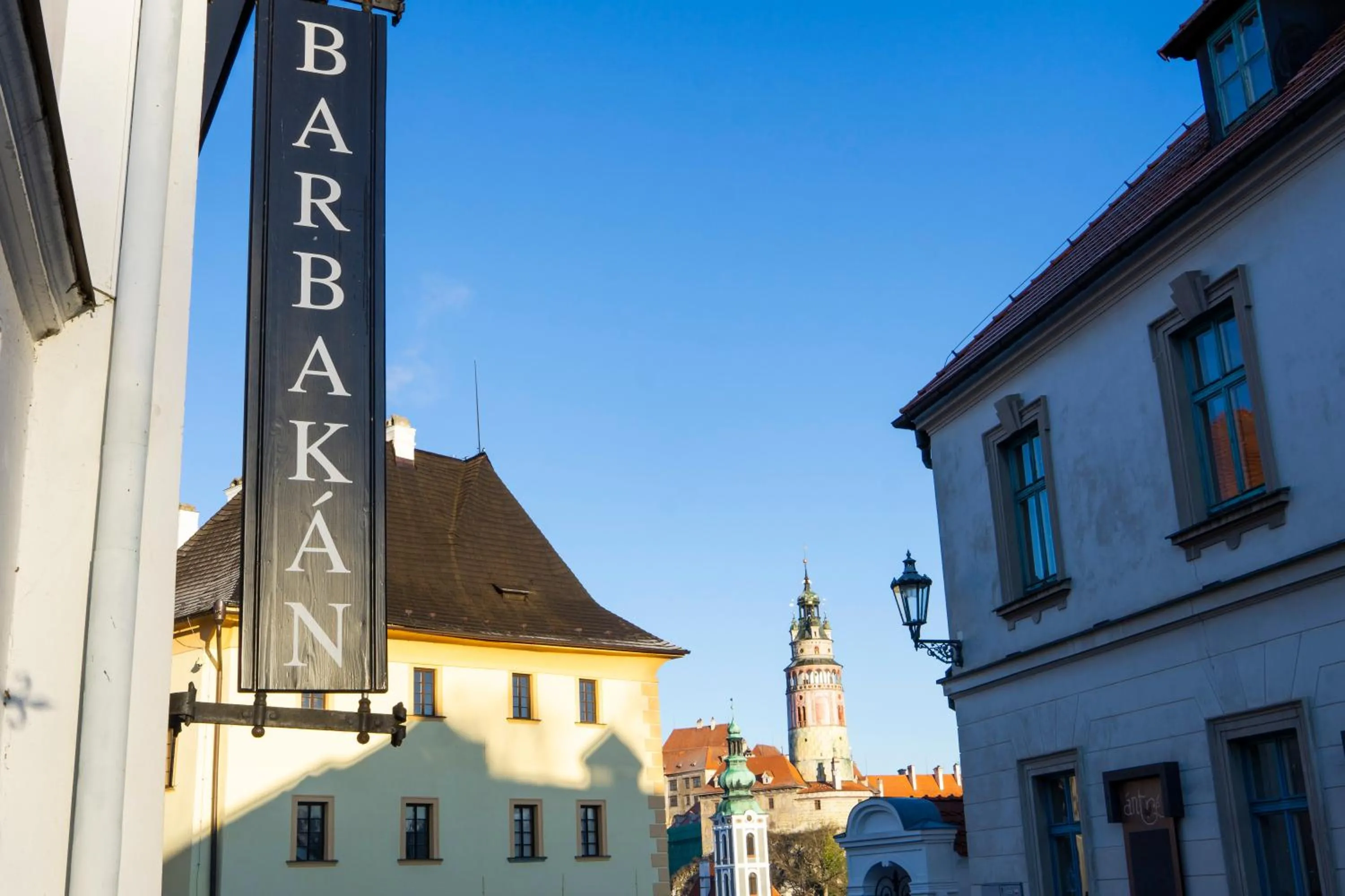 Property building in Hotel Barbakan