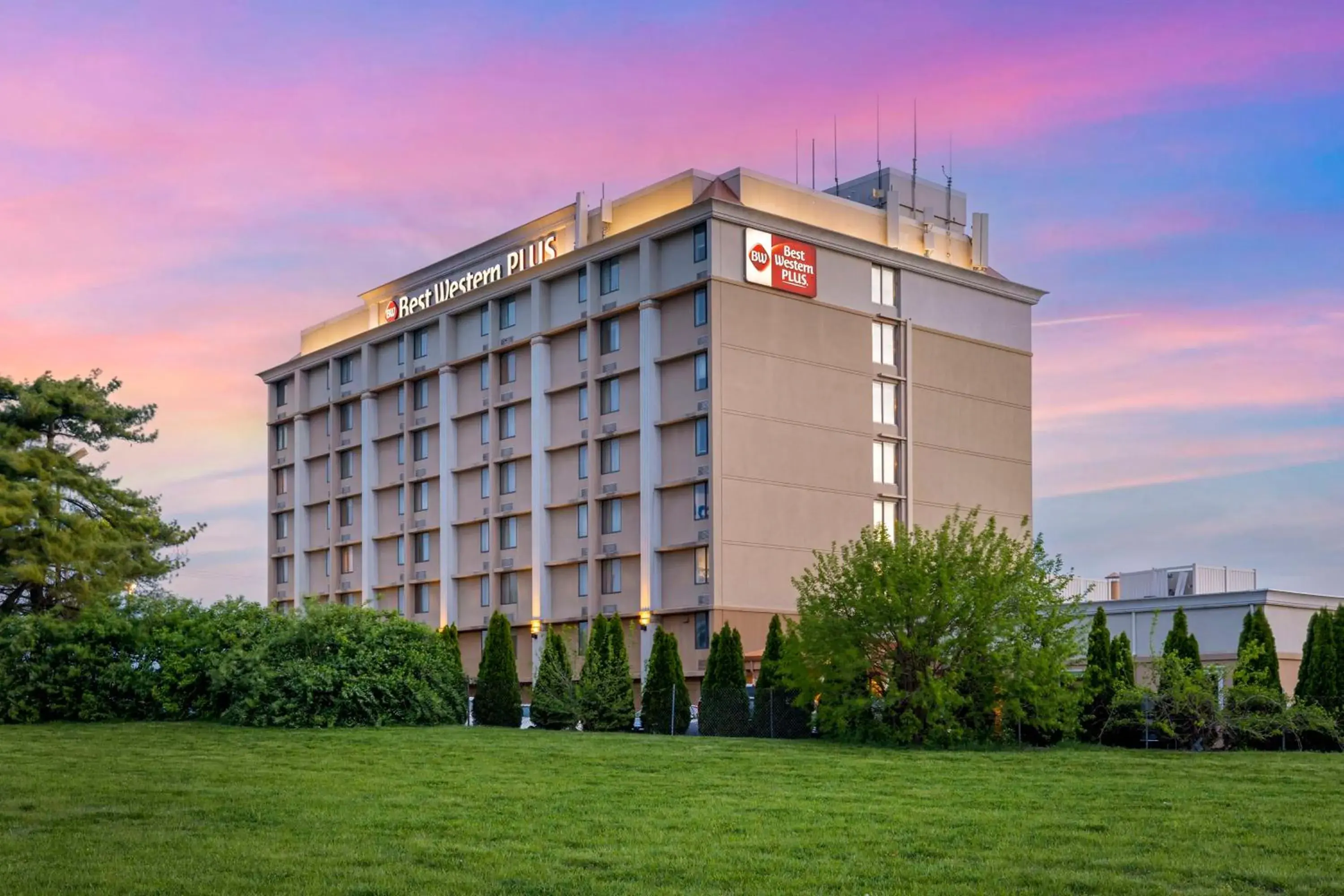 Property building in Best Western Plus The Charles Hotel Property building in Best Western Plus The Charles Hotel