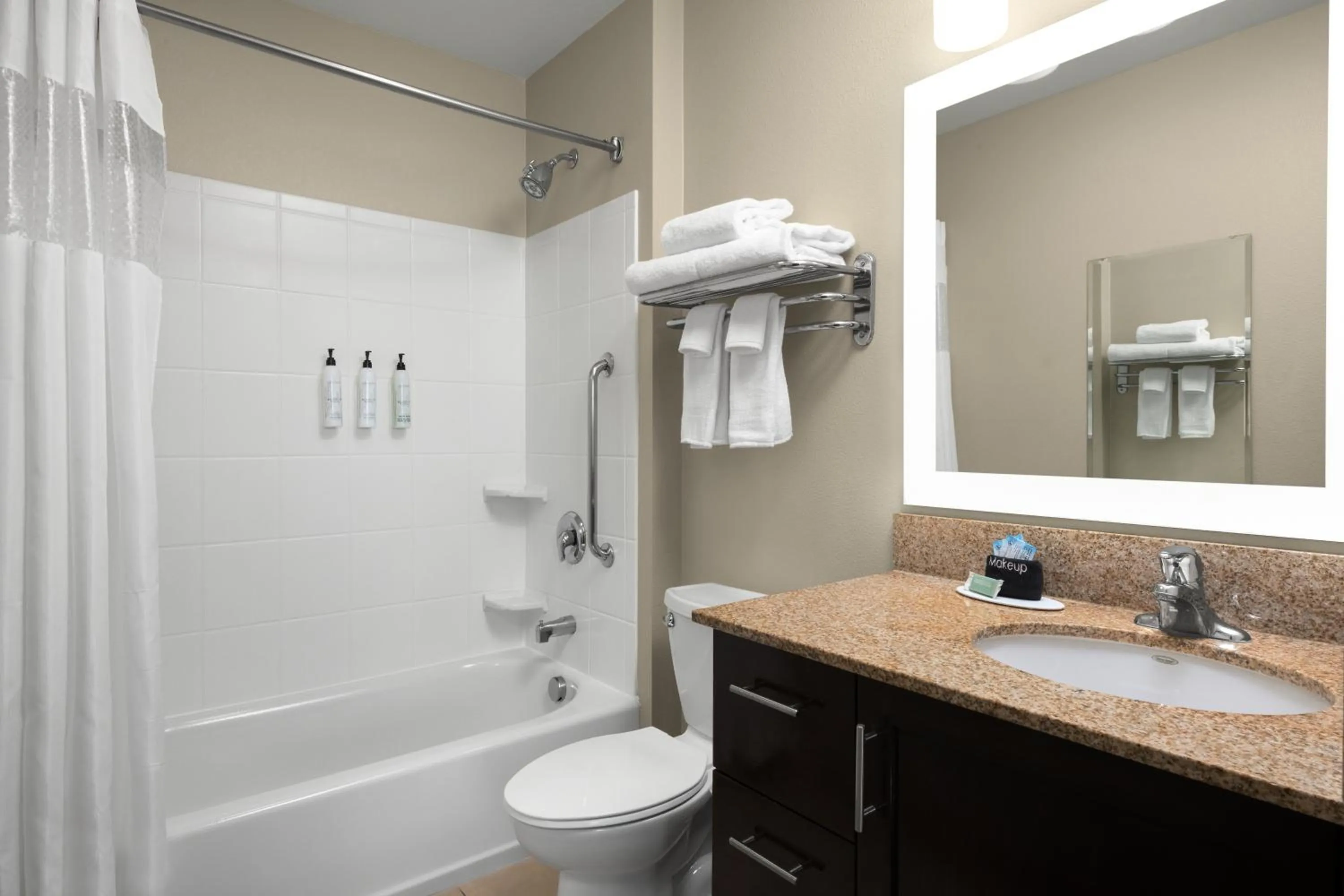 Bathroom in TownePlace Suites by Marriott San Diego Carlsbad / Vista