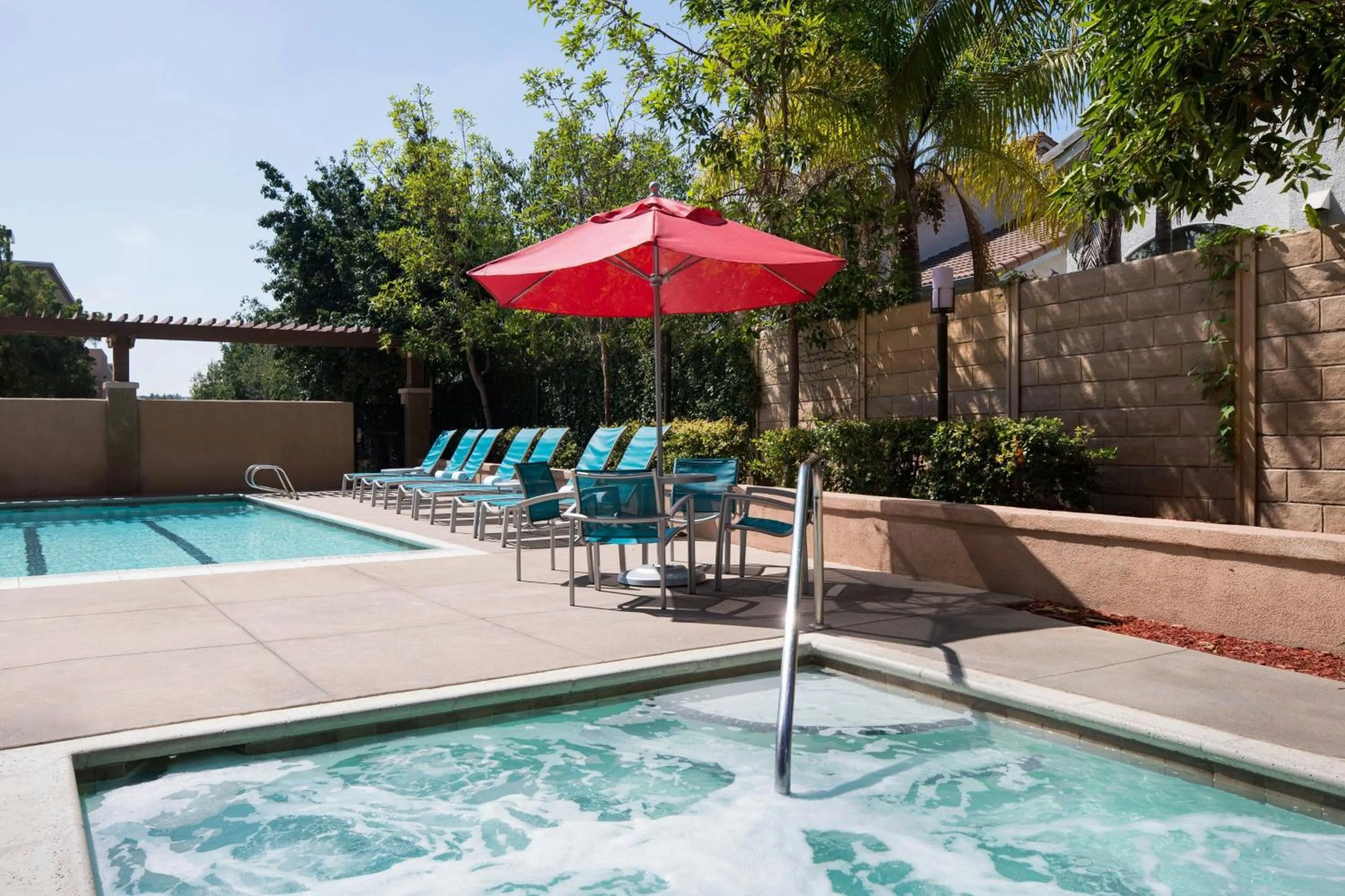 Swimming pool in TownePlace Suites by Marriott San Diego Carlsbad / Vista