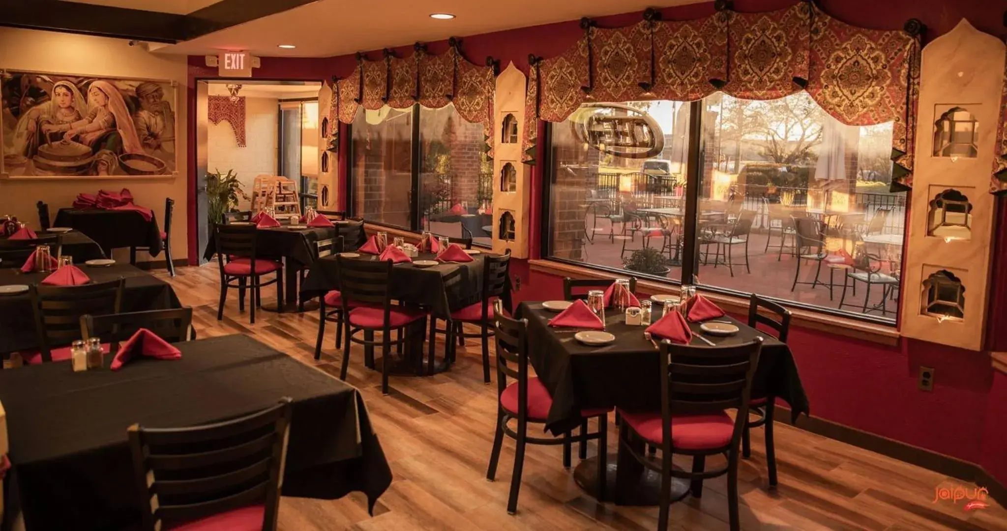 Restaurant/places to eat in Ramada by Wyndham Raleigh Restaurant/places to eat in Ramada by Wyndham Raleigh