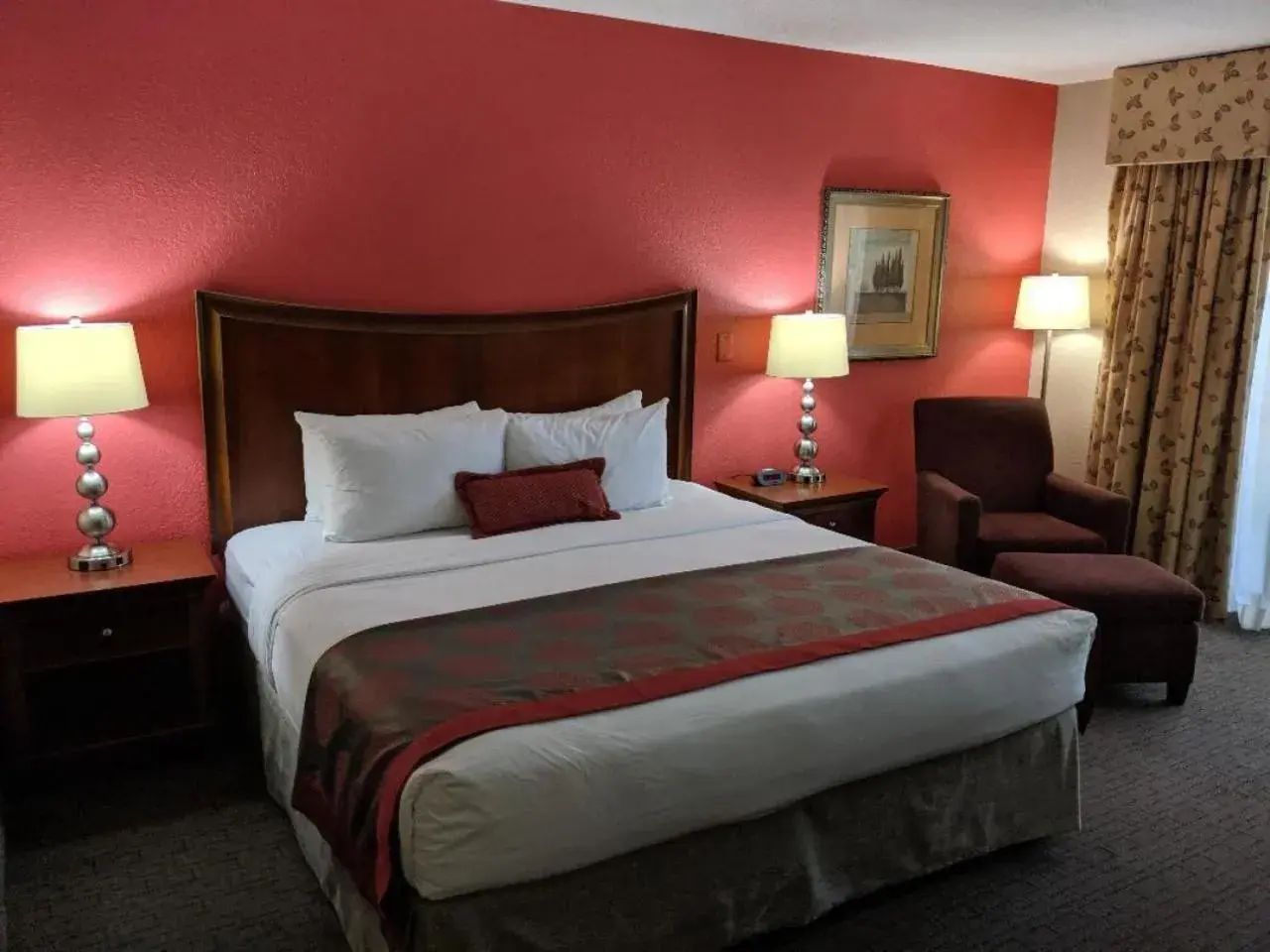 King Room - Mobility Access in Ramada by Wyndham Raleigh King Room - Mobility Access in Ramada by Wyndham Raleigh