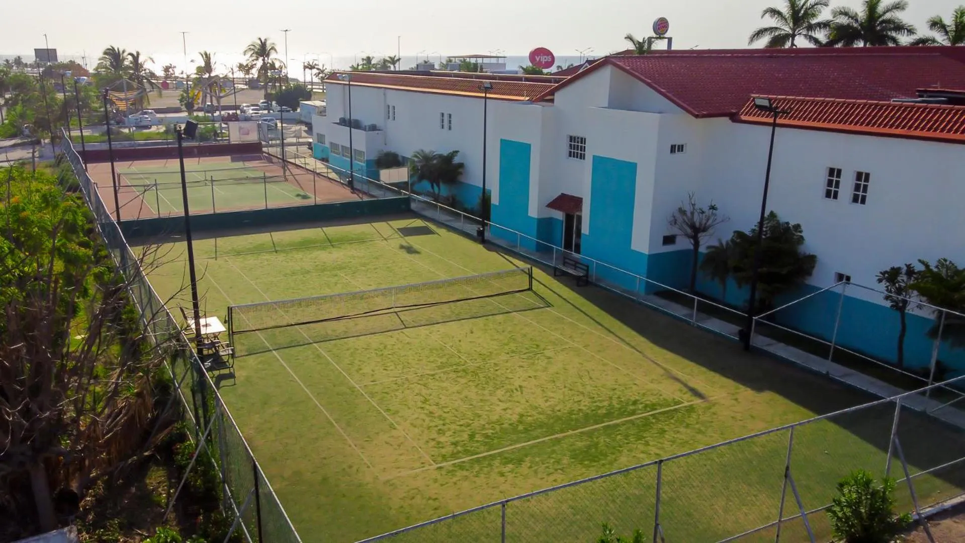 Tennis court in Hotel Ocean View