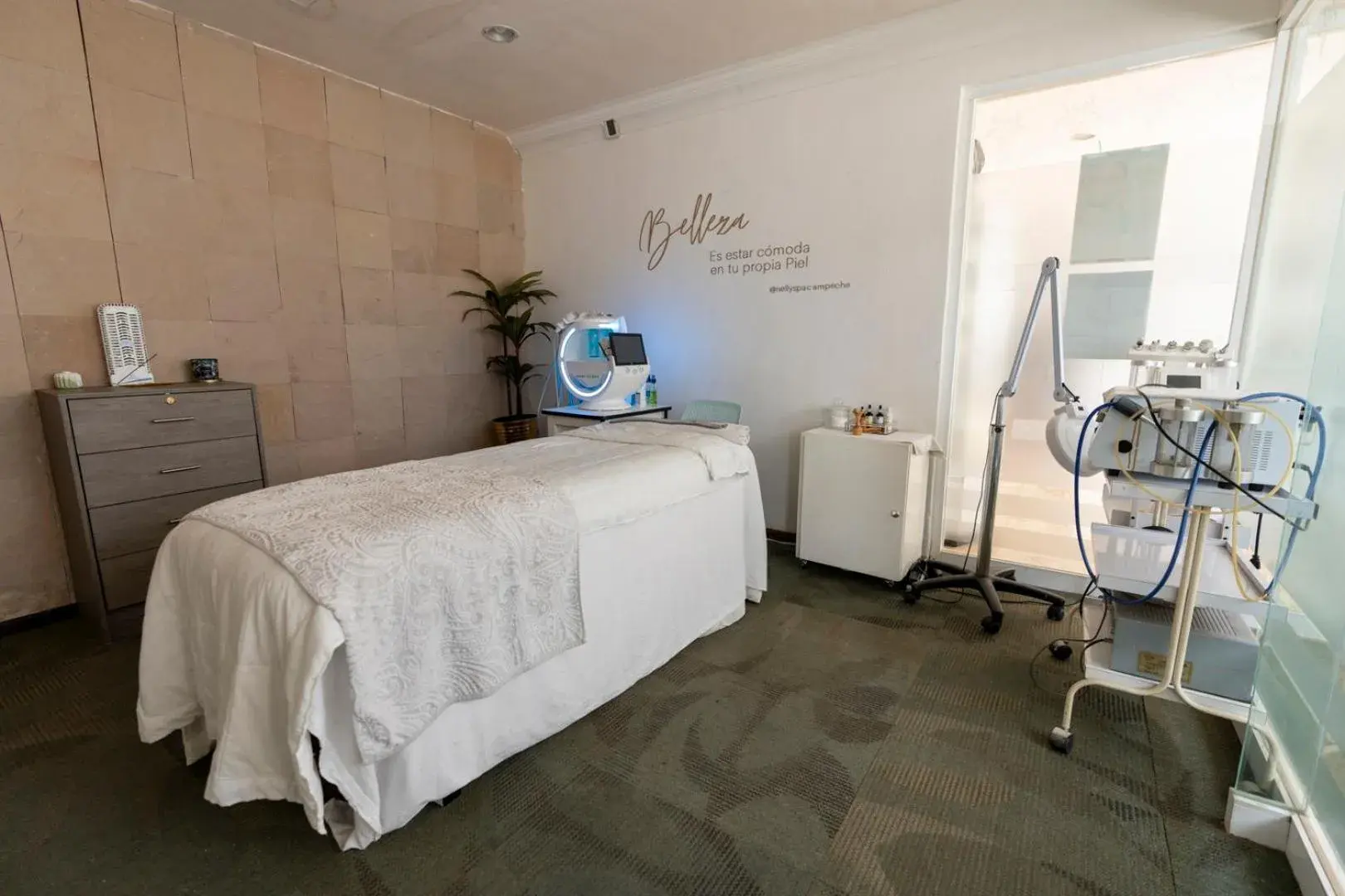 Spa and wellness centre/facilities, Bed in Hotel Ocean View Spa and wellness centre/facilities, Bed in Hotel Ocean View