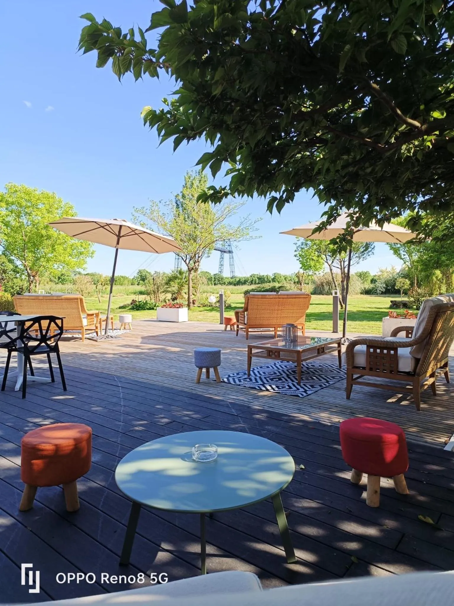 Property building in Hôtel-Restaurant La Belle Poule -