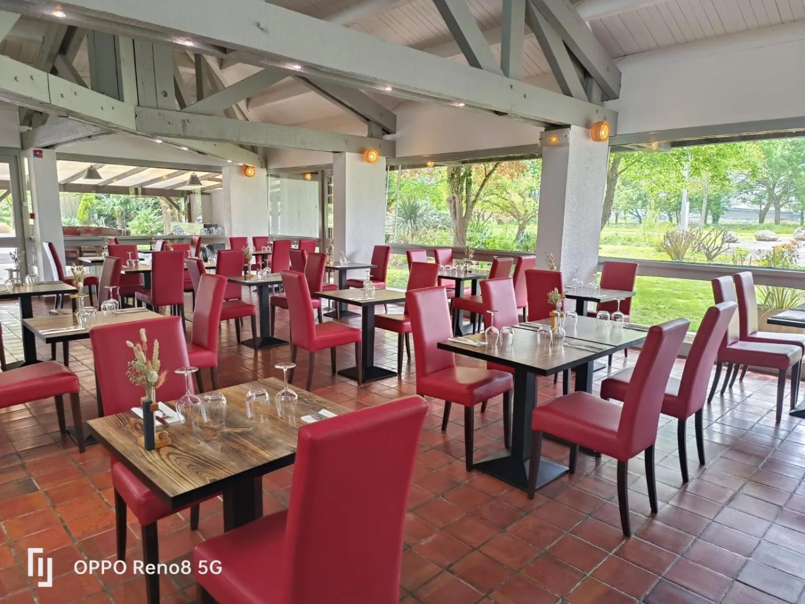 Restaurant/places to eat in Hôtel-Restaurant La Belle Poule -